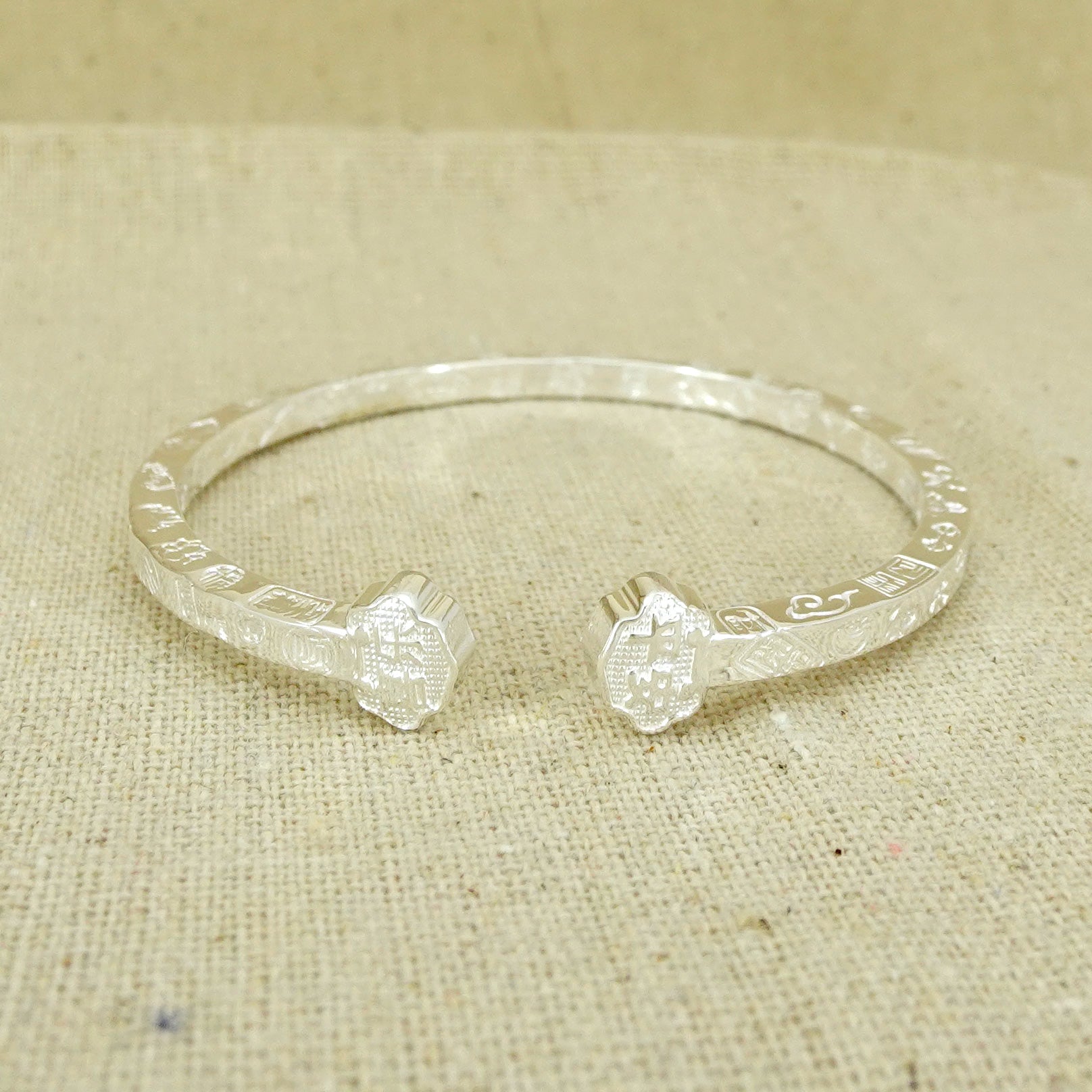 Elegant Silver Bangle Bracelet with Lucky Charms - Perfect for Women's Fashion, Gift Giving & Special Occasions