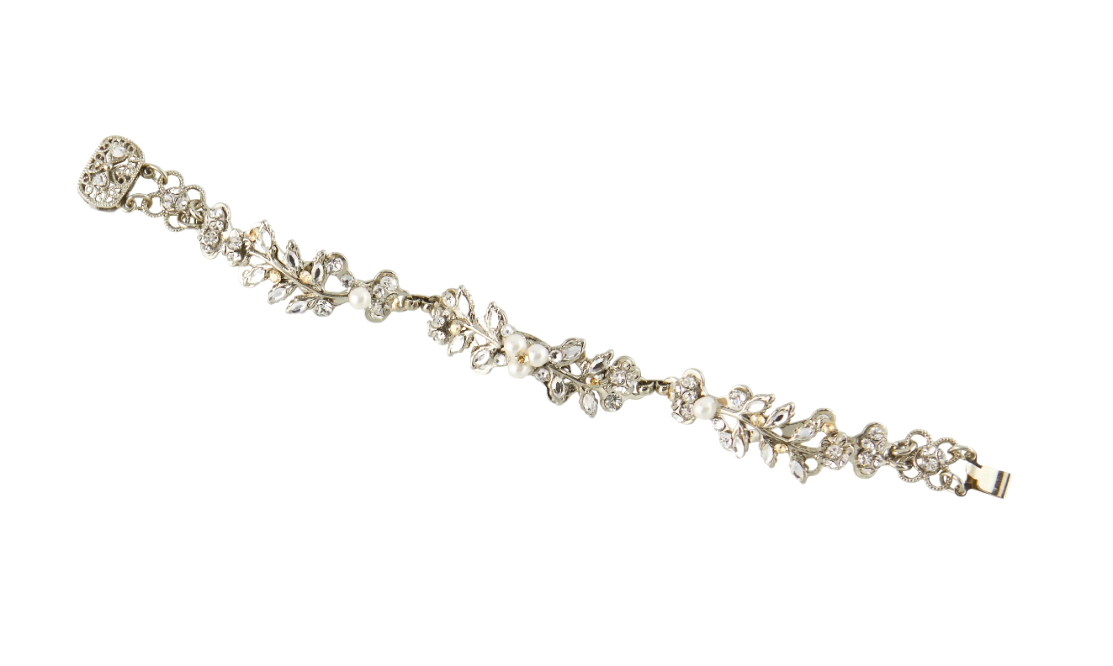 Silvergrass Bracelet for Women - Handmade Adjustable Boho Chic Wristband - Perfect for Casual Wear, Festivals & Gifting