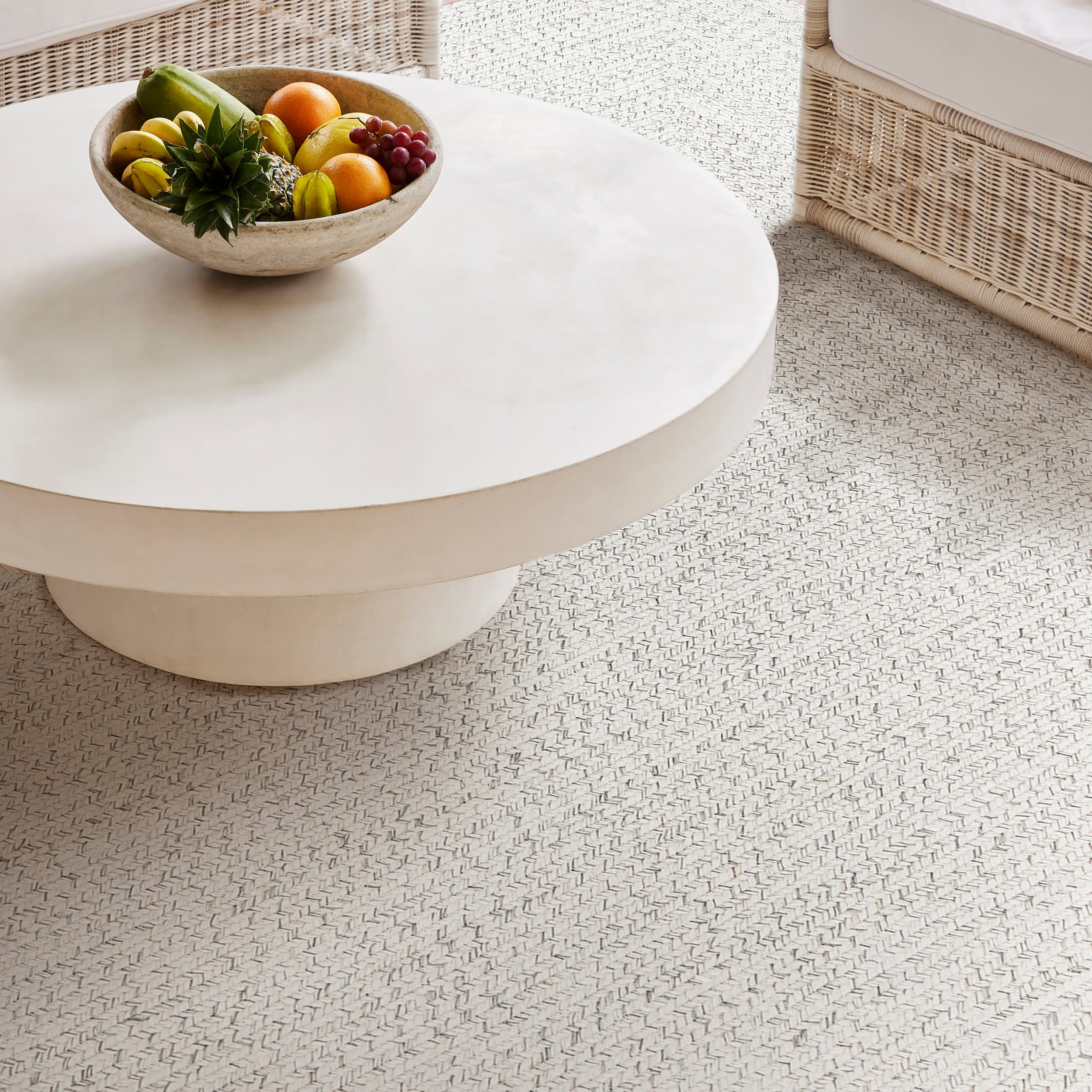 Hand Braided Indoor/Outdoor Area Rug - Ivory | Boho Chic Home Decor for Living Room, Patio & Bedroom | All-Weather Natural Fiber Floor Mat