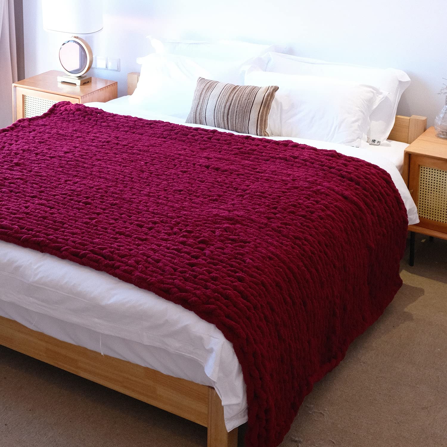 Alzoear Chunky Knit Throw Blanket - Chenille Handmade Cozy Warm Blanket for Sofa, Bed, Couch - Soft Luxury Home Decor for Living Room, Bedroom - Perfect for Winter Nights & Gift Giving (Burgundy, 60x80 Inches)