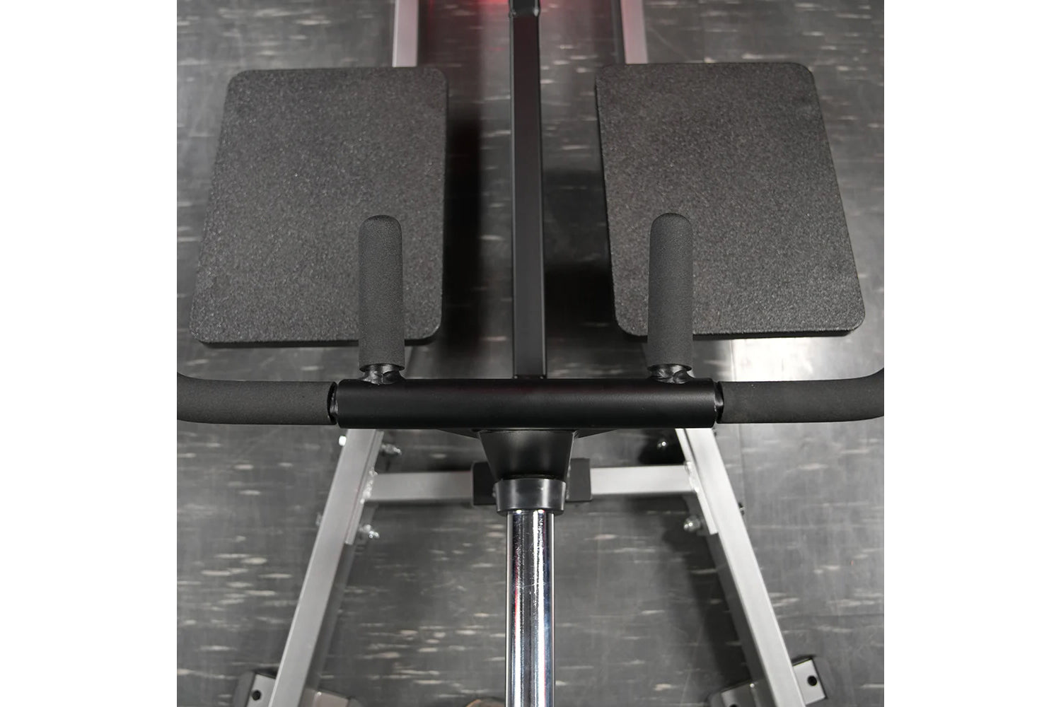 Hammer Strength Plate Loaded T-Bar Row Machine - Heavy Duty Home Gym Equipment for Back Workouts - Perfect for Strength Training & Muscle Building in Home Gym or Commercial Fitness Center