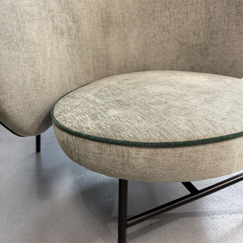 AVENIR Modern Lounge Chair - Grey & Green Upholstery - Perfect for Living Room, Bedroom & Office Relaxation