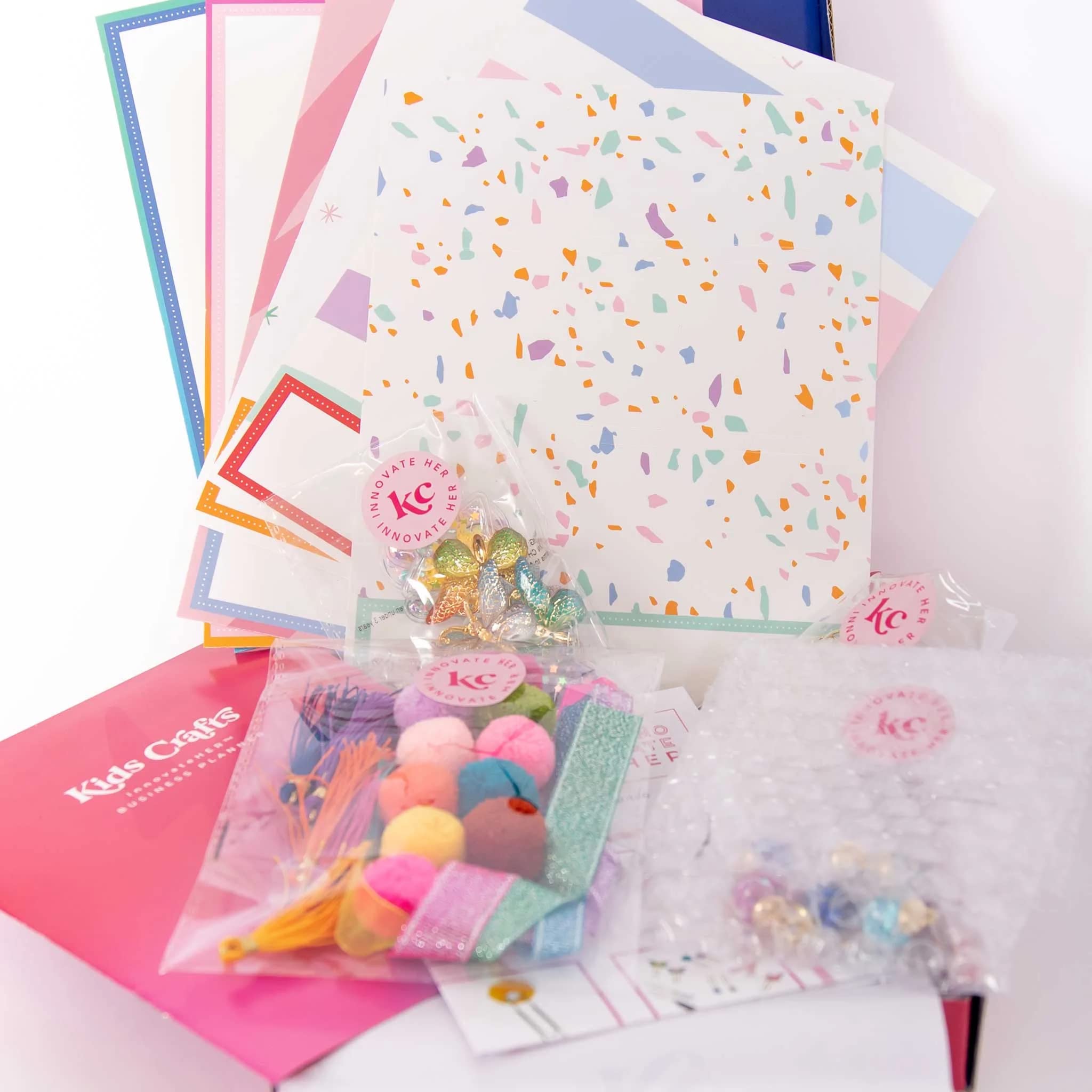 DIY Poppin' Paper Clips Craft Kit - Fun & Creative Arts and Crafts for Kids, Teens & Adults - Perfect for School Projects, Party Favors & Gift Making