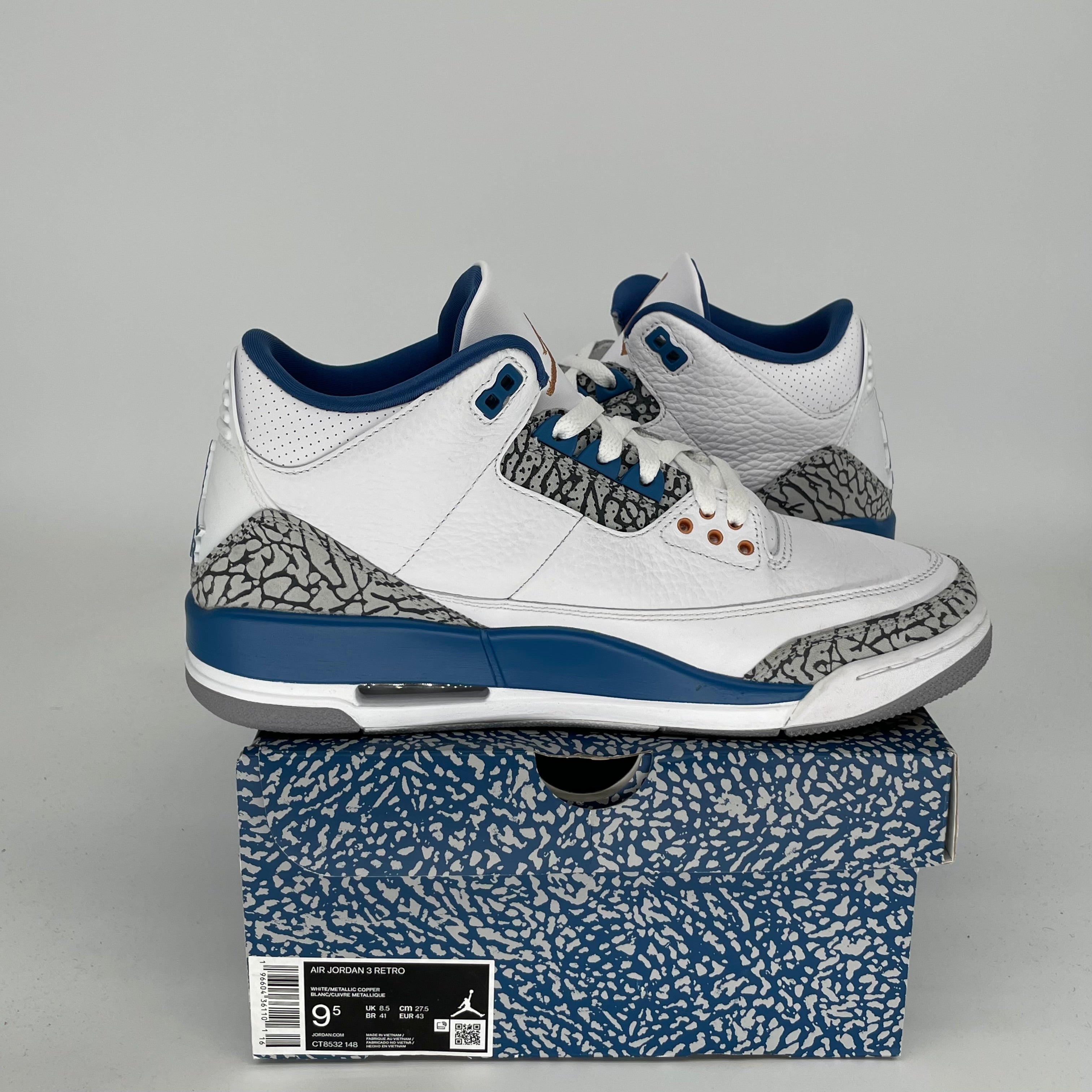 AIR JORDAN 3 WIZARDS Basketball Shoes Men's Size 9.5 - Retro Style Sneakers CT8532-148 for Streetwear & Casual Outfits