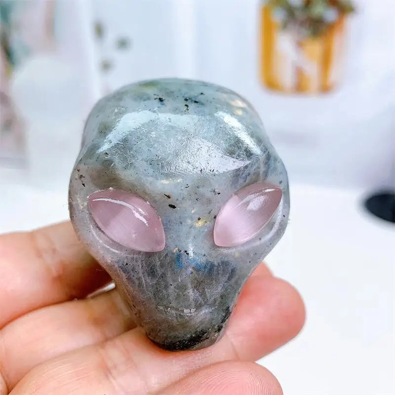 2 Inch Natural Labradorite Alien Skull Crystal Carving - Reiki Healing Gemstone Figurine, Handcrafted Home Decor, Unique Gift for Collectors & Spiritual Healing - Perfect for Meditation, Yoga Spaces & Crystal Altars