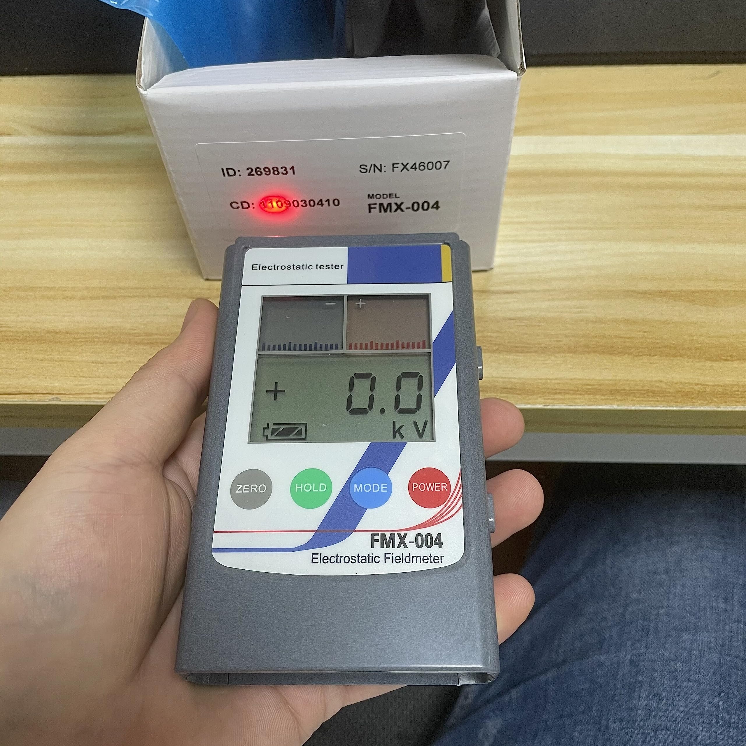 FMX-004 Electrostatic Field Meter | ESD Tester with 0 to ±1.49KV Measuring Range | Static Charge Detector for Electronics, Cleanrooms & Industrial Safety