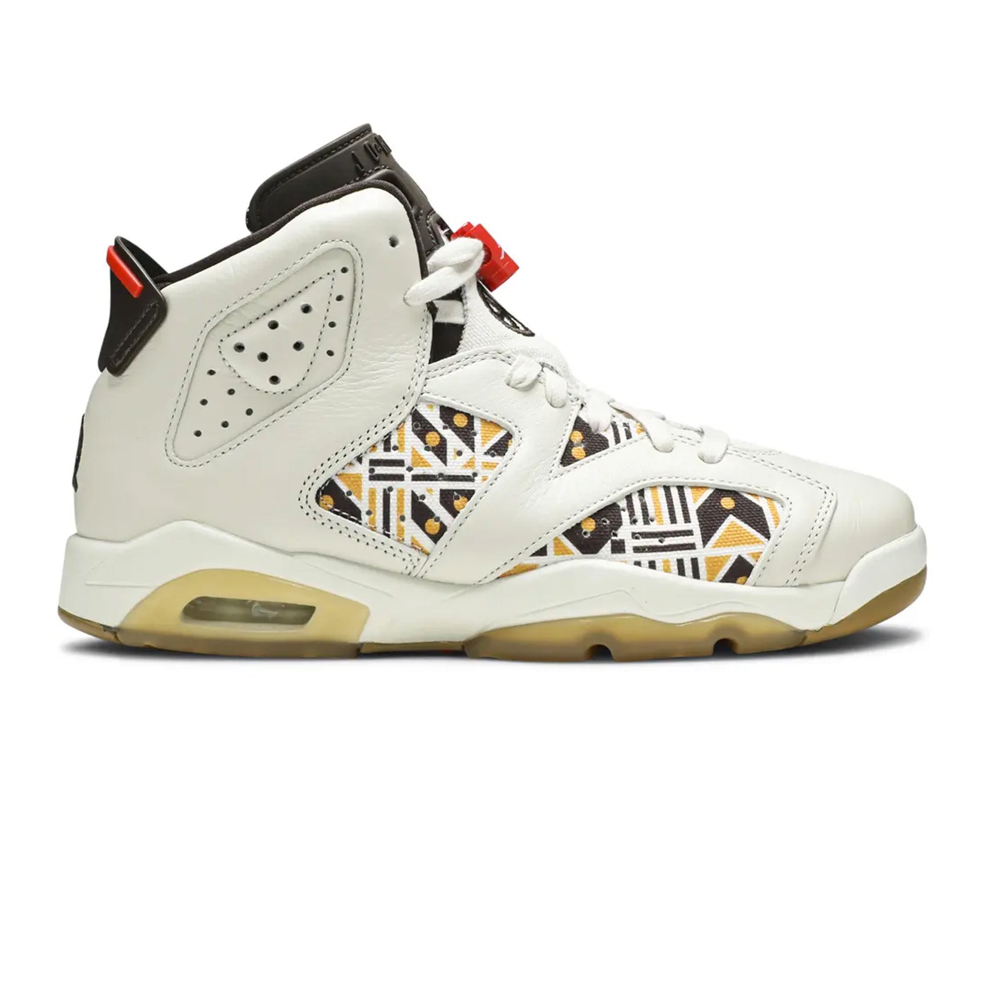 Air Jordan 6 Retro 'Quai54' GS Basketball Shoes - Sail/Brown Colorway for Kids | Perfect for Streetwear & Basketball Games