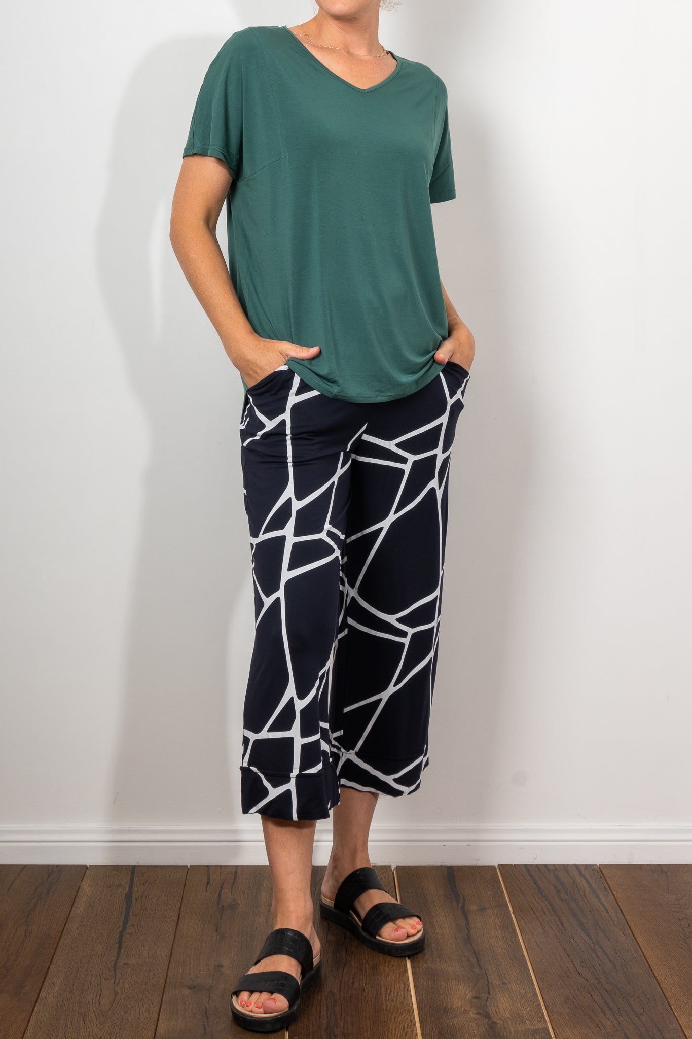 Tani Ivy Swing Tee - Women's Flowy Short Sleeve T-Shirt for Casual Wear & Summer Outfits | Perfect for Beach, Picnics & Everyday Comfort
