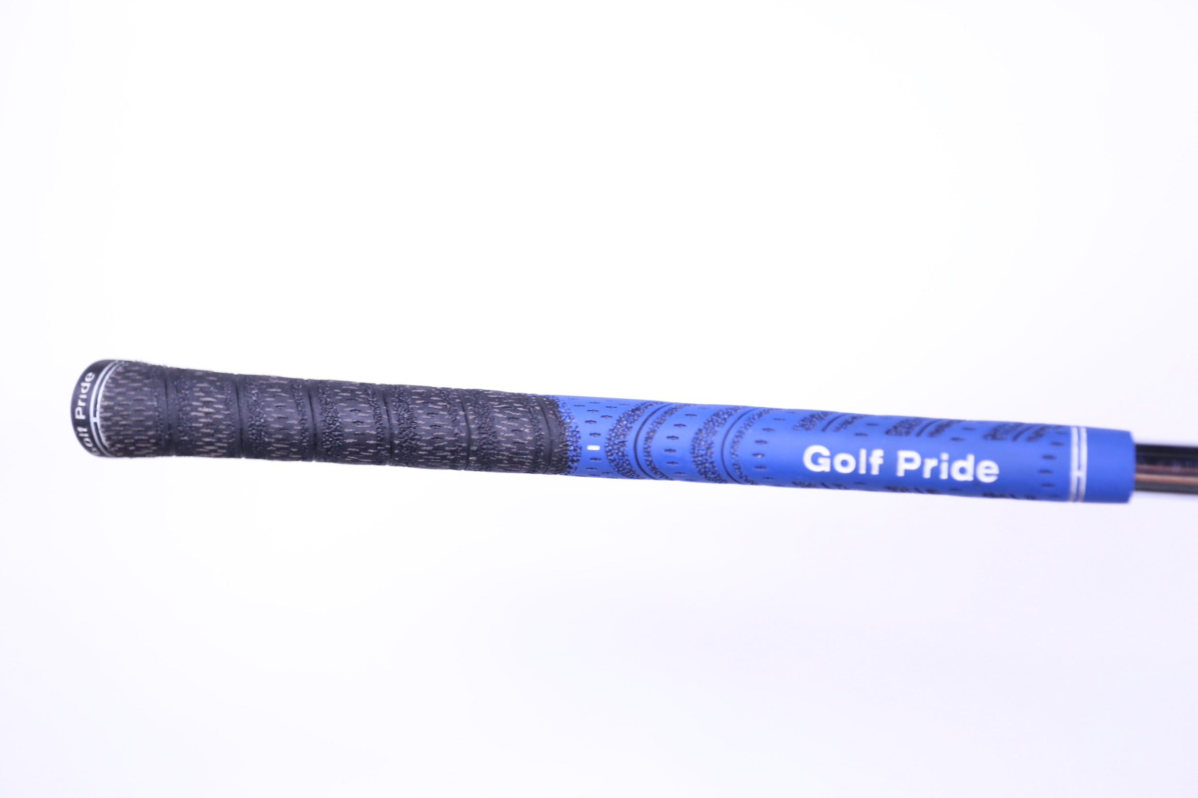 Used Cleveland 588 RTX Black Pearl Gap Wedge Golf Club - Right Handed 52° Wedge Flex - Perfect for Short Game & Approach Shots on the Course
