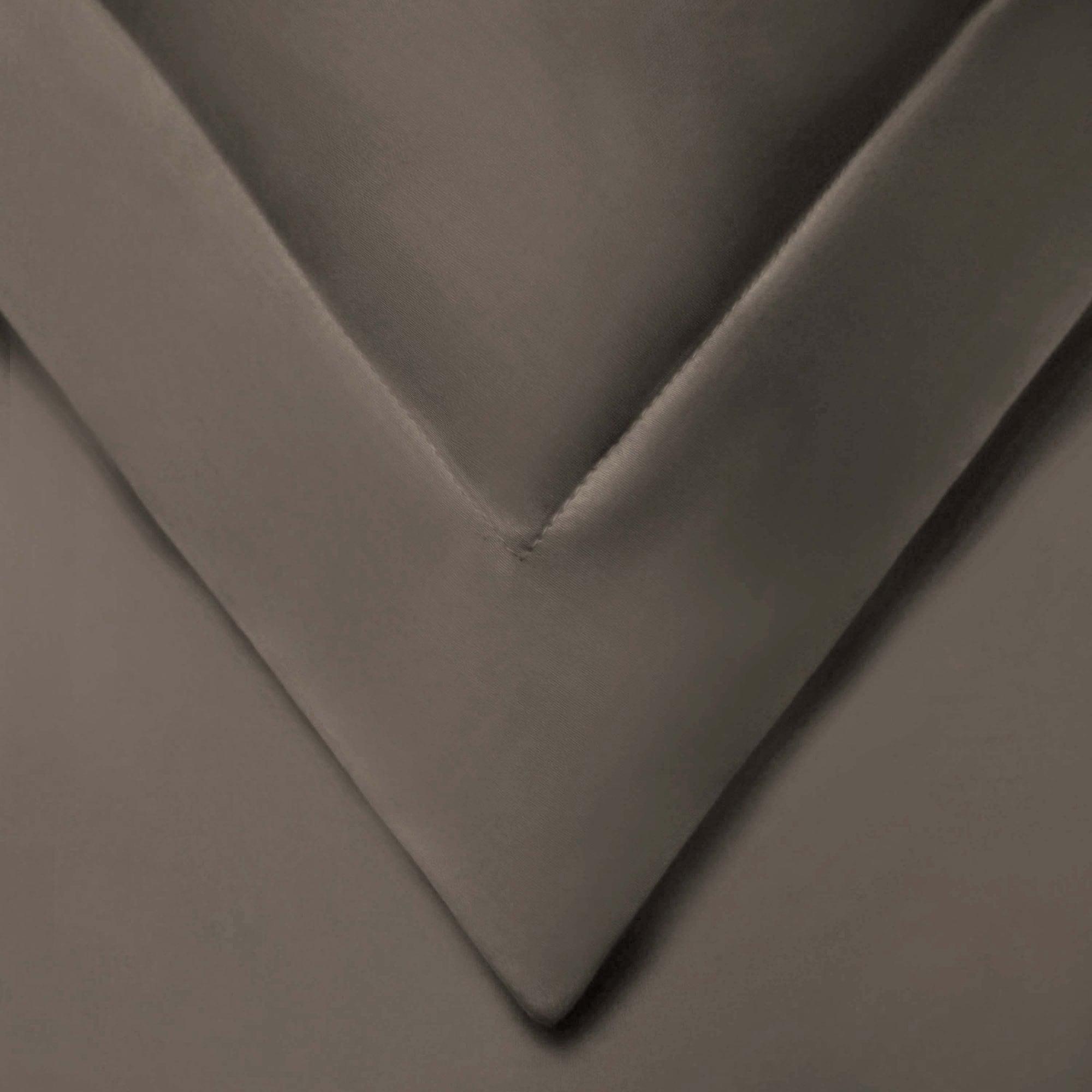 600 Thread Count Cotton Blend Solid Duvet Cover Set - King Size, Soft & Breathable Bedding Set for All Seasons - Perfect for Master Bedroom, Guest Room & Hotel Use