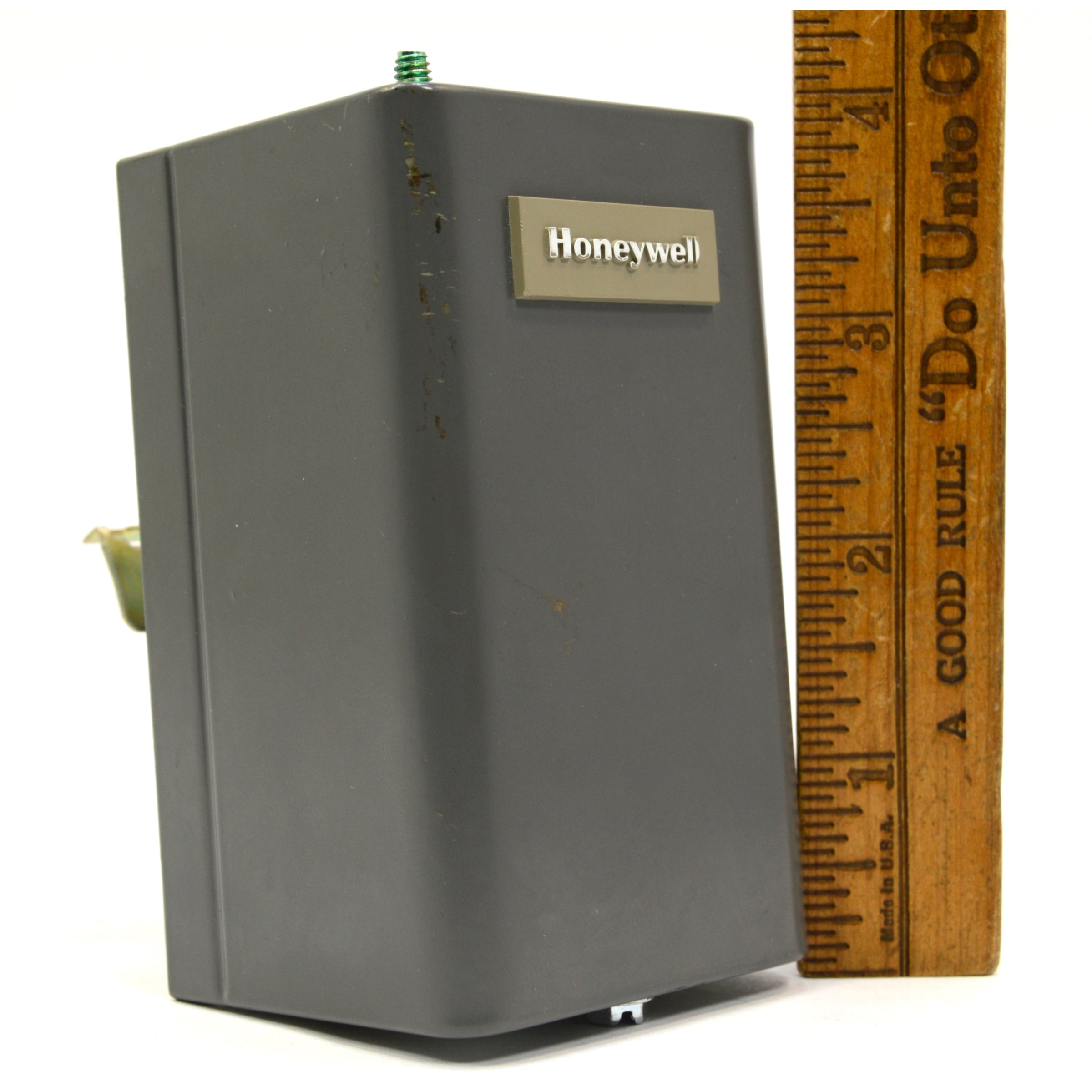 Honeywell S688A SPDT Sail Switch for Air Flow Control - Brand New, Never Used - Ideal for HVAC Systems and Industrial Airflow Applications
