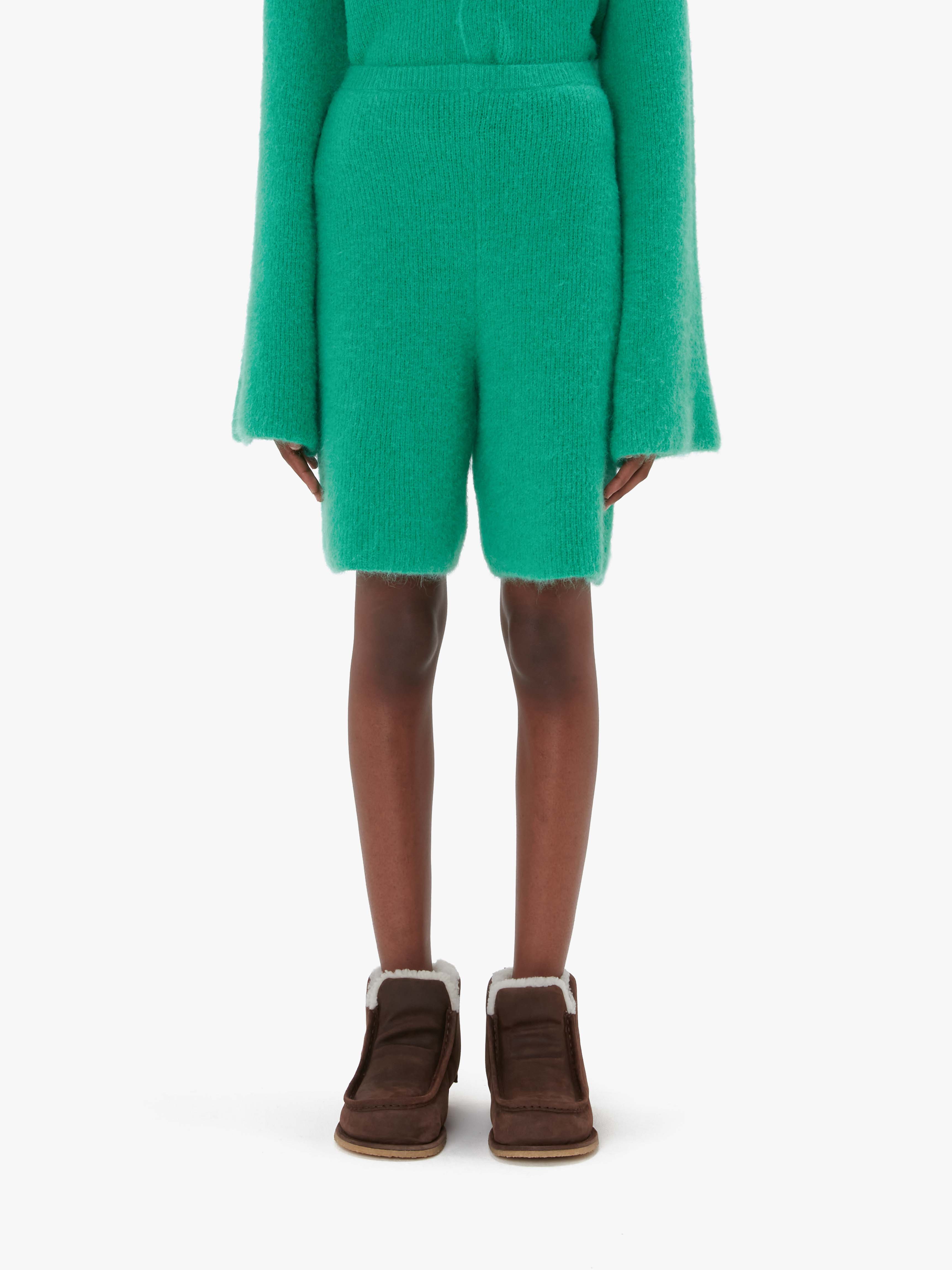 Comfortable Knitted Bermuda Shorts for Men & Women - Soft Stretchy Casual Summer Shorts for Beach, Travel & Lounge Wear
