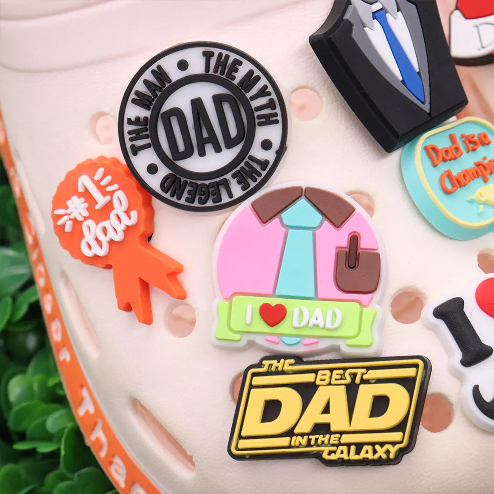 1Pcs I Love Papa Slippers PVC Shoe Button Charms - Best Dad Clog Accessories for DIY, Man Phone Case - Perfect Father's Day Gift for Dad, Husband, Grandfather - Home, Office & Casual Wear