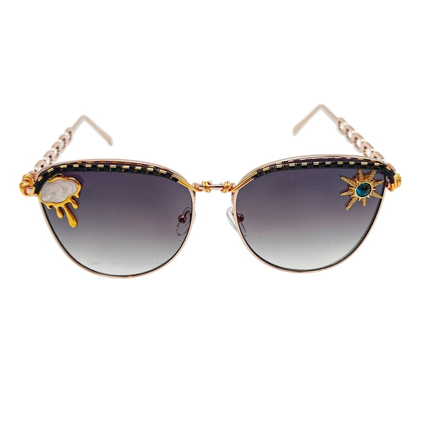 CLOUDY RAYS Limited Edition Sunglasses - UV Protection Polarized Aviator Glasses for Men & Women | Perfect for Driving, Beach, and Outdoor Activities
