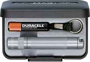 MagLite Solitaire AAA Flashlight - Compact LED Keychain Flashlight with 37 Lumens, Black Anodized Aluminum - Perfect for Camping, Hiking, Emergency Kits & Everyday Carry (EDC)