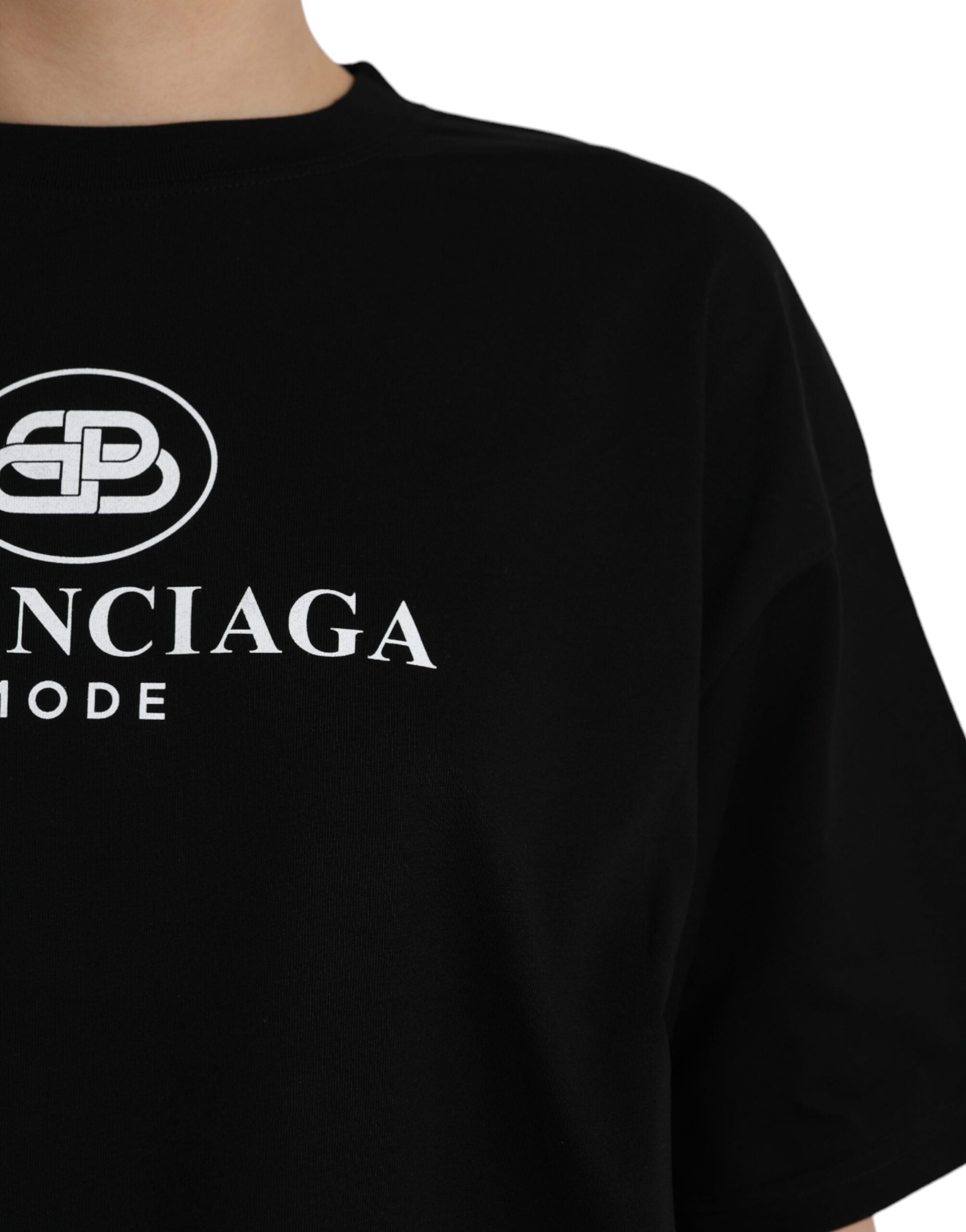 Balenciaga Black Cotton Logo Crew Neck Short Sleeve T-Shirt for Men - Stylish Casual Streetwear & Everyday Outfit