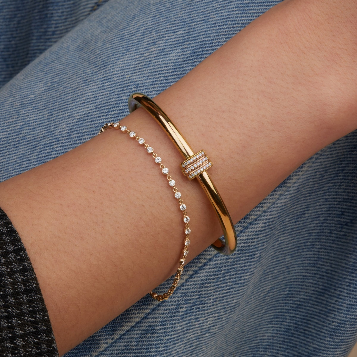 Luxe Latch Bracelet - Elegant Adjustable Gold/Silver Jewelry for Women | Perfect for Parties, Weddings & Everyday Wear