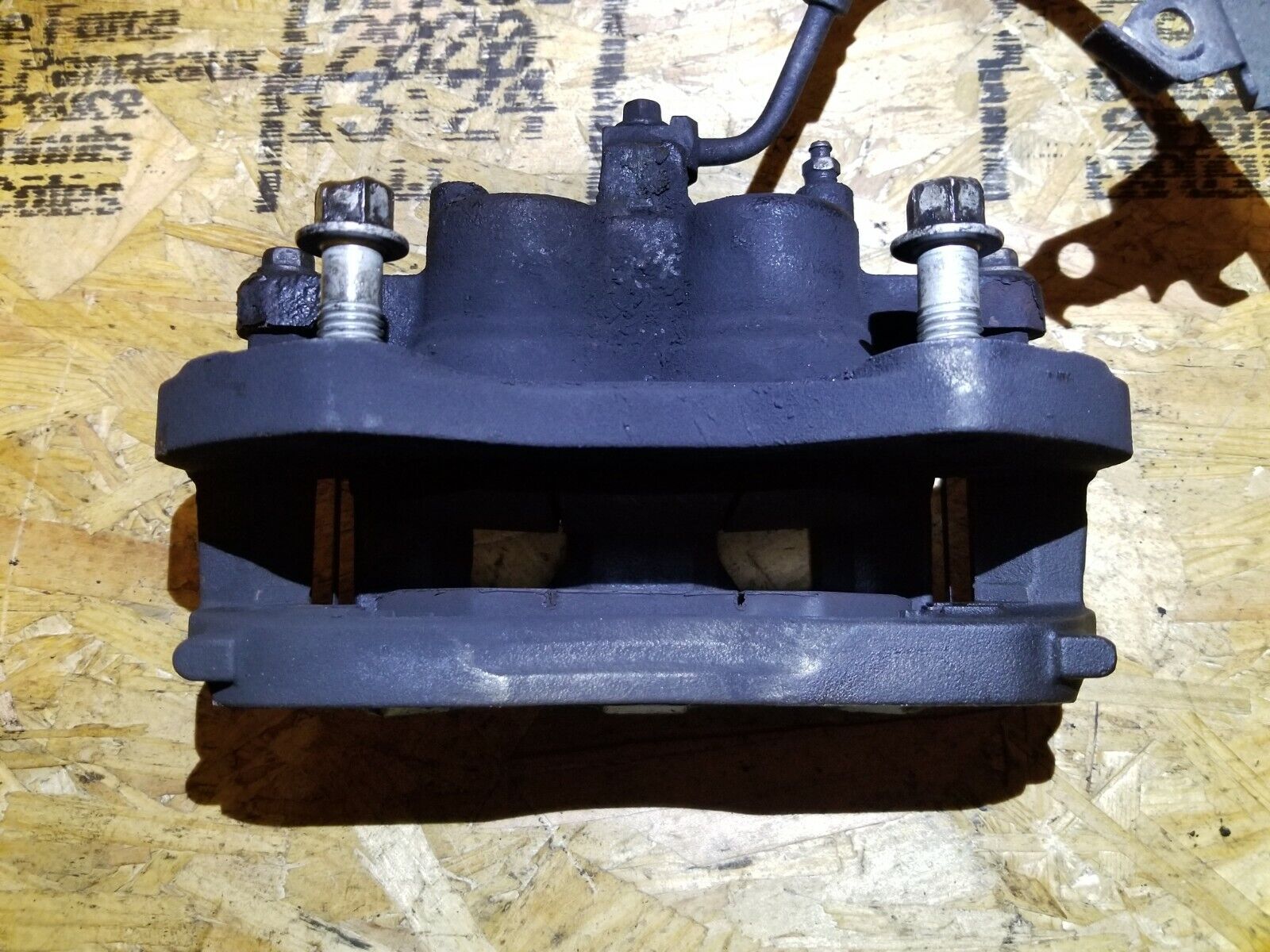 2006-2011 Cadillac DTS Front Right Passenger Side Brake Caliper - OEM Replacement Part for Smooth Braking Performance | Perfect for City Driving & Highway Commutes