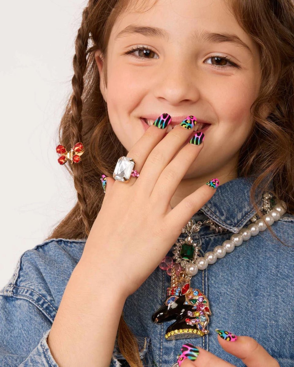DAYS OF THE WEEK PRESS ON NAIL KIT - Reusable Artificial Nails with 7 Unique Designs - Perfect for Parties, Weddings & Everyday Glam