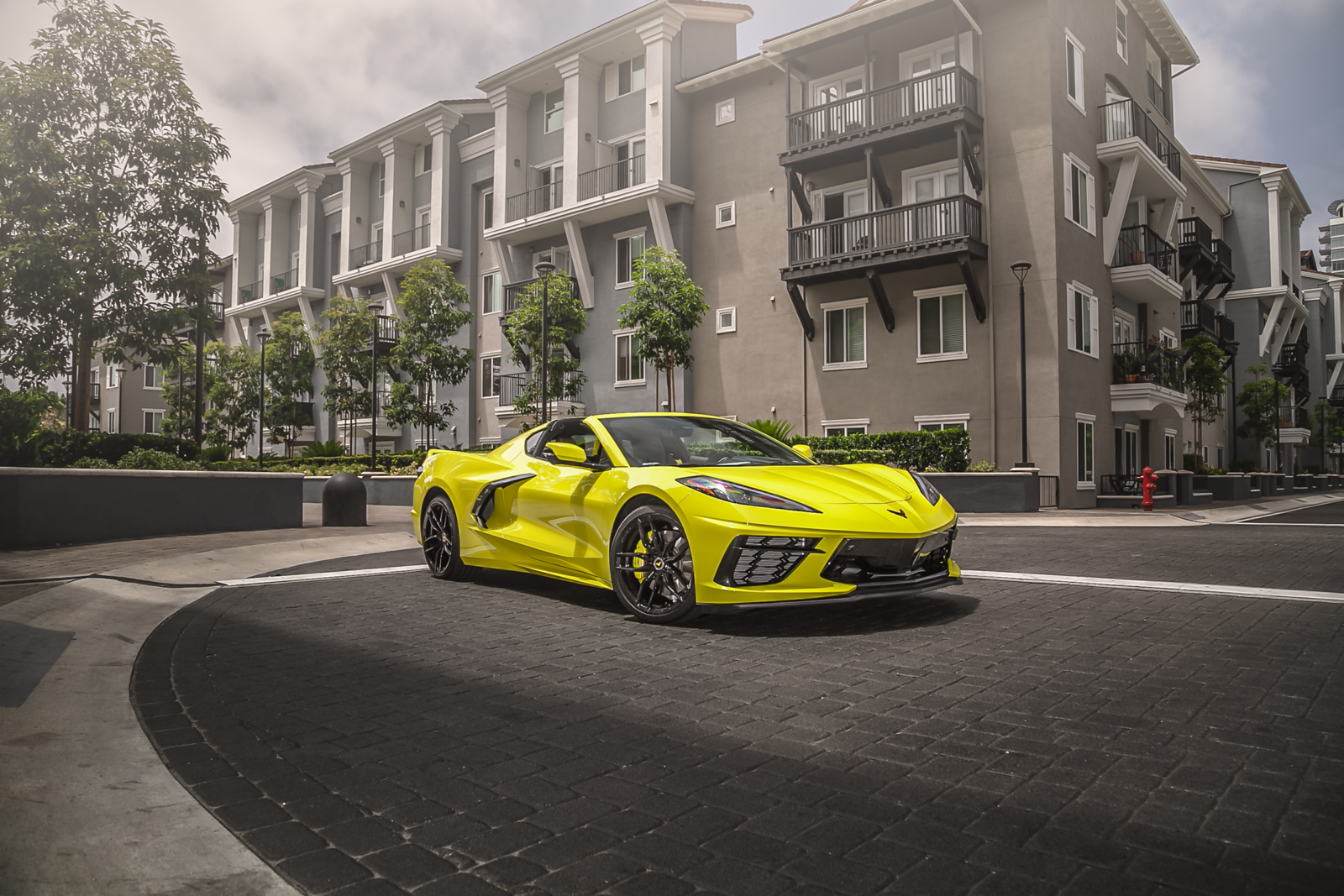 VFF 105 Gloss Black Wheels for Corvette C8 2019-2020 - Premium Alloy Rims for Sports Cars & Performance Driving