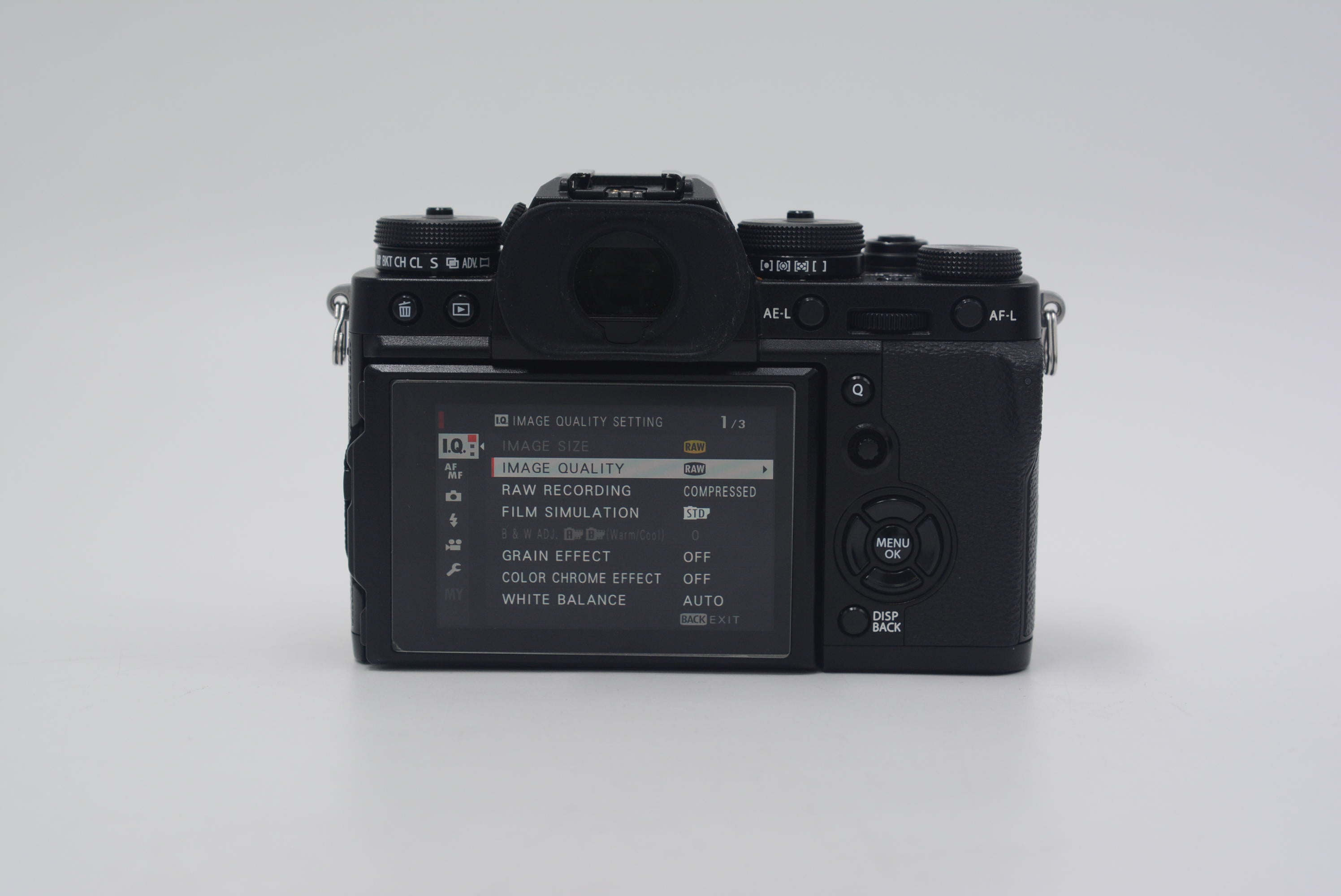 Fujifilm X-T3 Mirrorless Digital Camera Body Only (Black) - Used - Perfect for Travel Photography & Vlogging