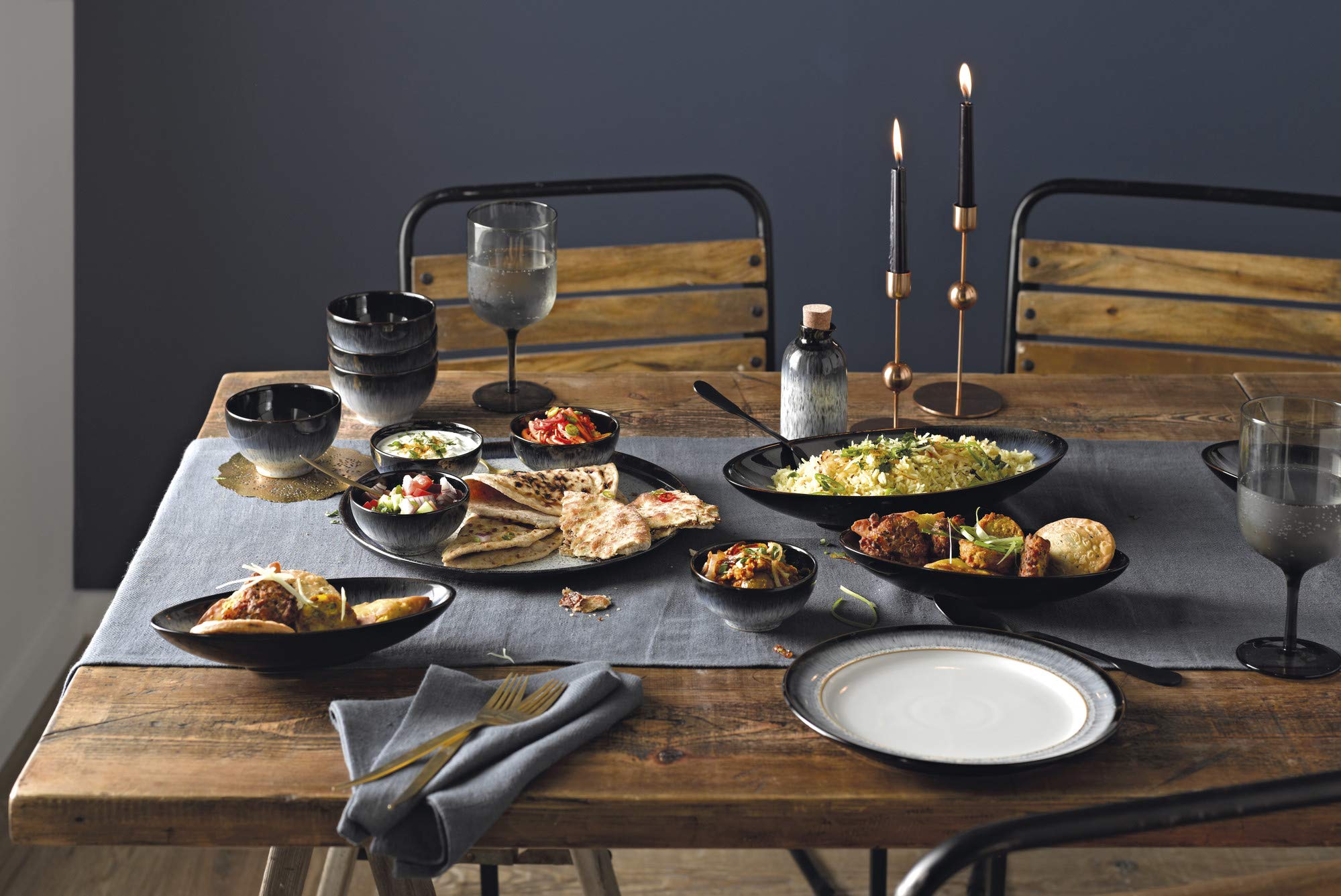 Denby Halo 2-Piece Dinner Plates Set - 28cm Black, Grey & White Ceramic Stoneware - Dishwasher & Microwave Safe, Chip & Crack Resistant - Elegant Tableware for Everyday Dining & Special Occasions