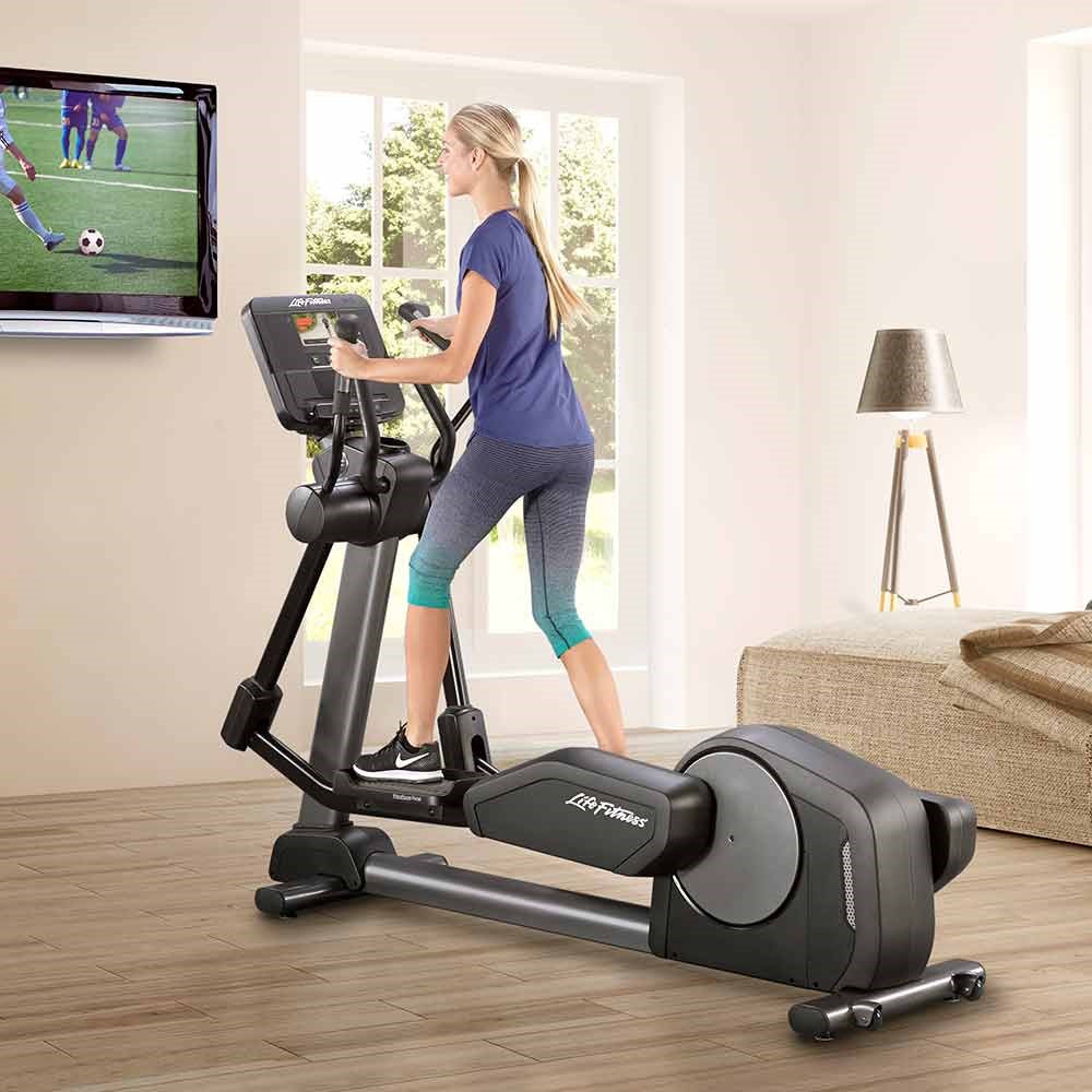 Life Fitness Club Series+ Plus Elliptical Cross Trainer - Premium Home Gym Equipment for Cardio & Full-Body Workout | Perfect for Home Fitness, Weight Loss & Low-Impact Training