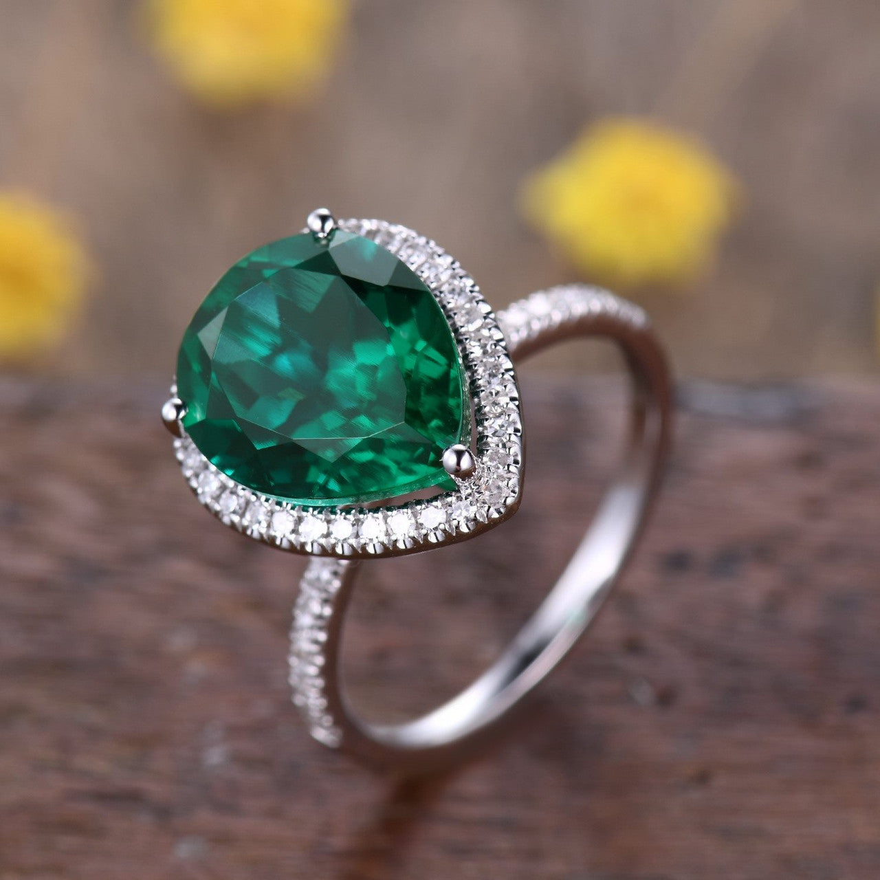 3 Carat Green Emerald Statement Ring - 10x12mm Pear Teardrop Shape Women's Cocktail Ring for Wedding, Party & Special Occasions