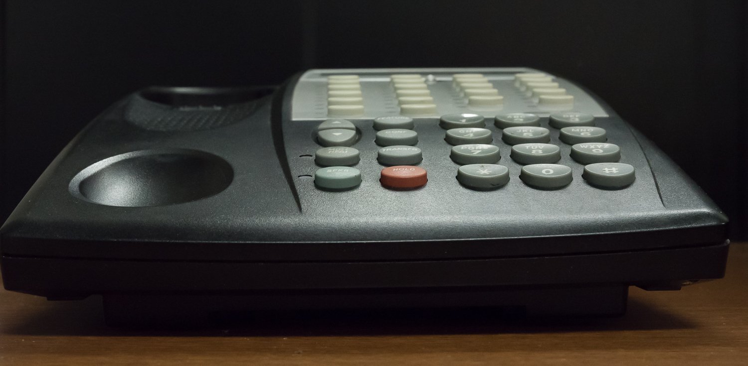 Refurbished Avaya Partner 18D Series 2 Business Phone - Black | VoIP Office Telephone System | Ideal for Small Business & Call Center Communications