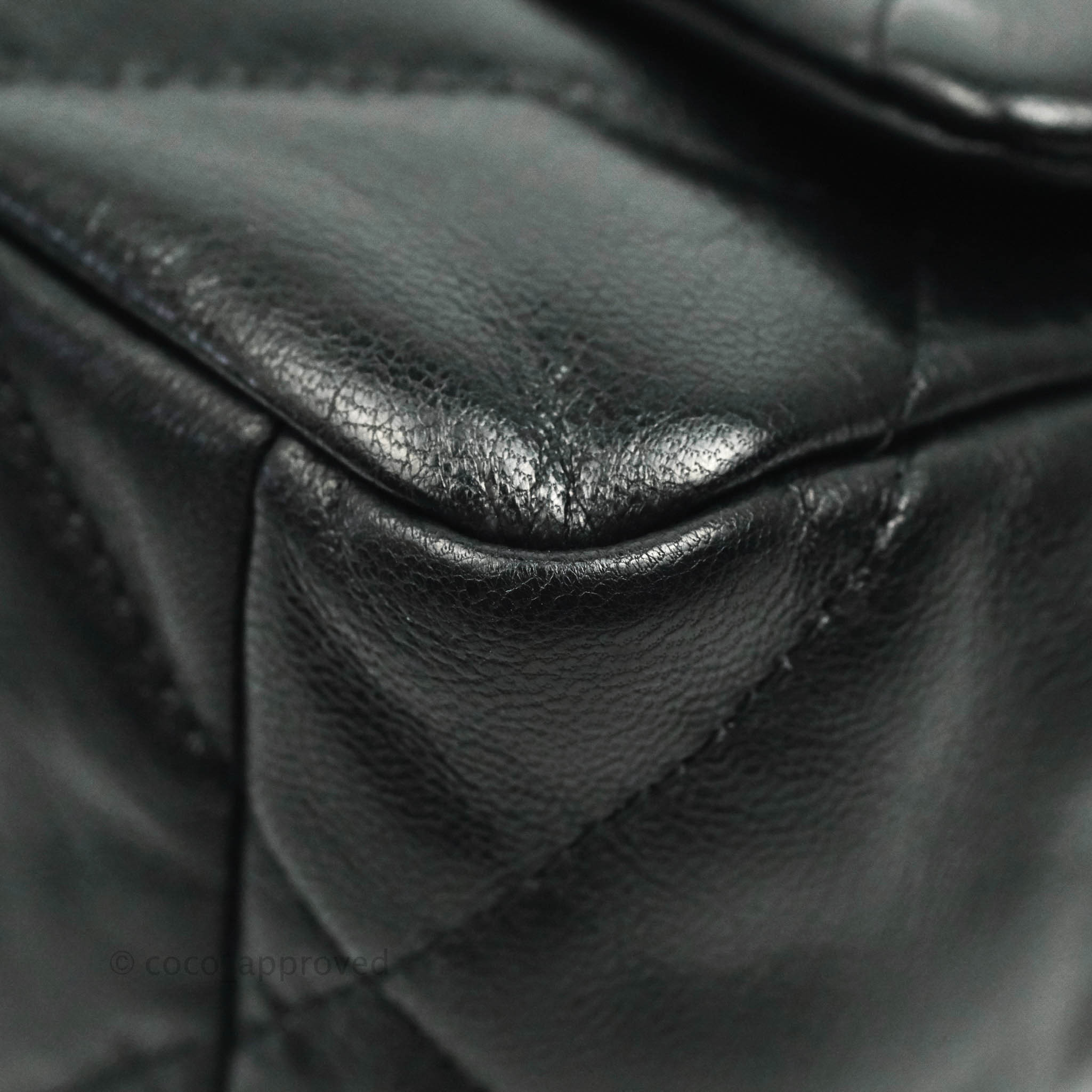 Chanel 19 Small Handbag in Black Goatskin Leather with Mixed Hardware - Luxury Crossbody Bag for Women, Perfect for Date Night & Evening Events