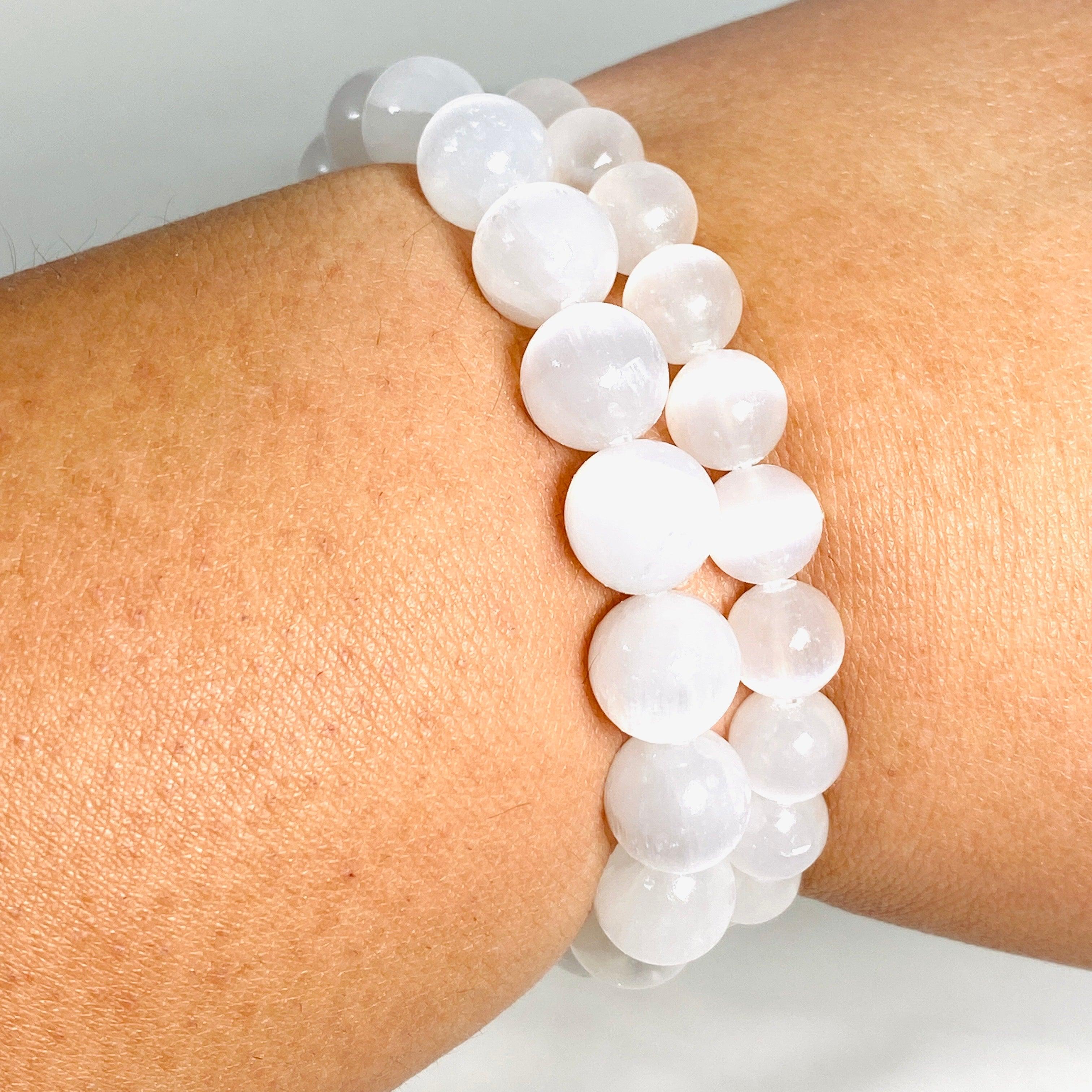 Natural Selenite Healing Crystal Bracelet for Women - Chakra Balancing & Positive Energy - Perfect for Meditation, Yoga & Spiritual Wellness