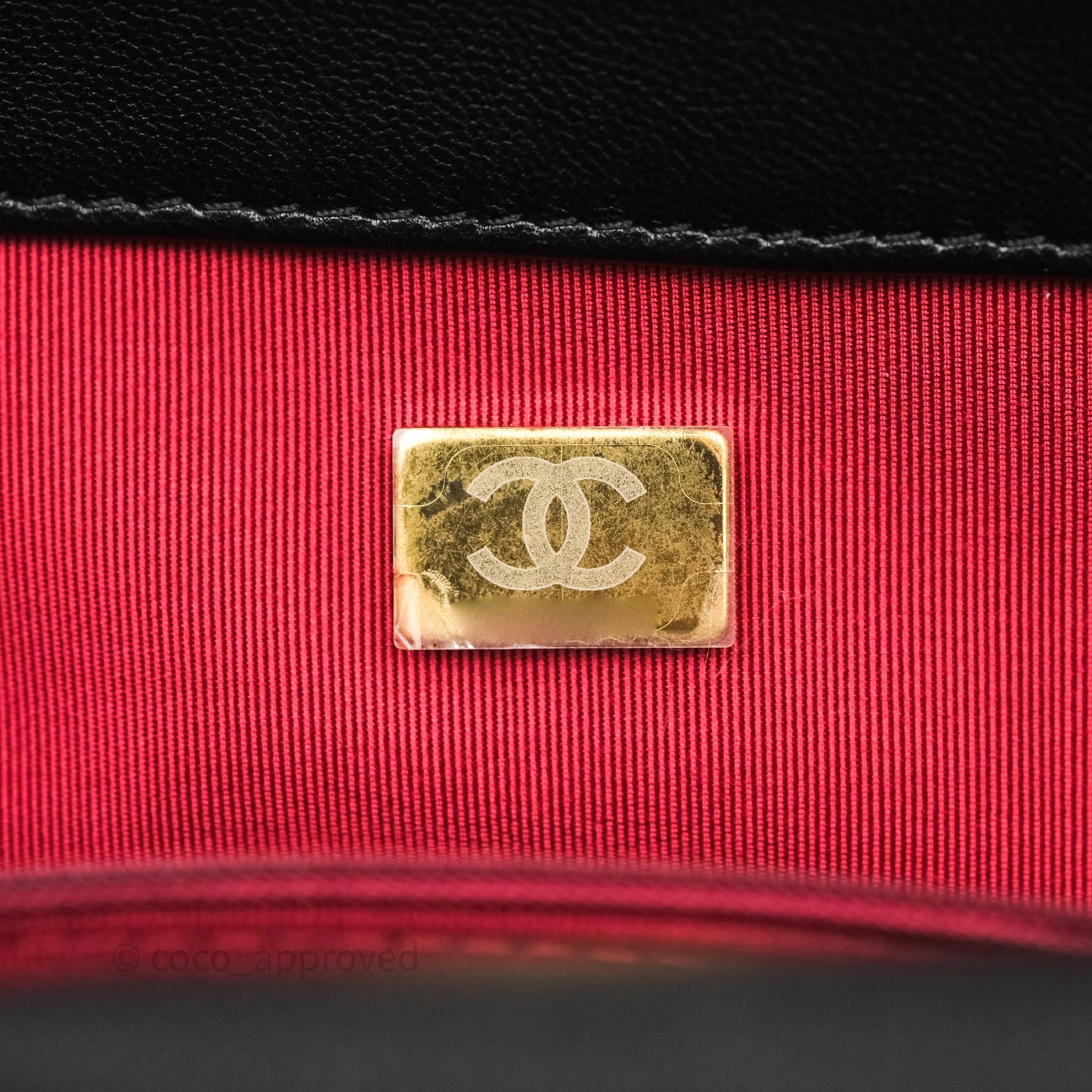Chanel 19 Small Black Leather Flap Bag with Mixed Gold & Silver Hardware - Luxury Designer Handbag for Women, Perfect for Evening Events & Date Nights