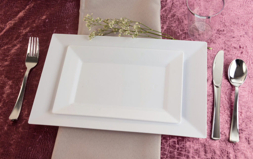 White Rectangle Plastic Dinner Plates - 10 Pack | Durable & Lightweight Disposable Plates for Parties, Picnics, and Outdoor Dining | BPA-Free & Eco-Friendly