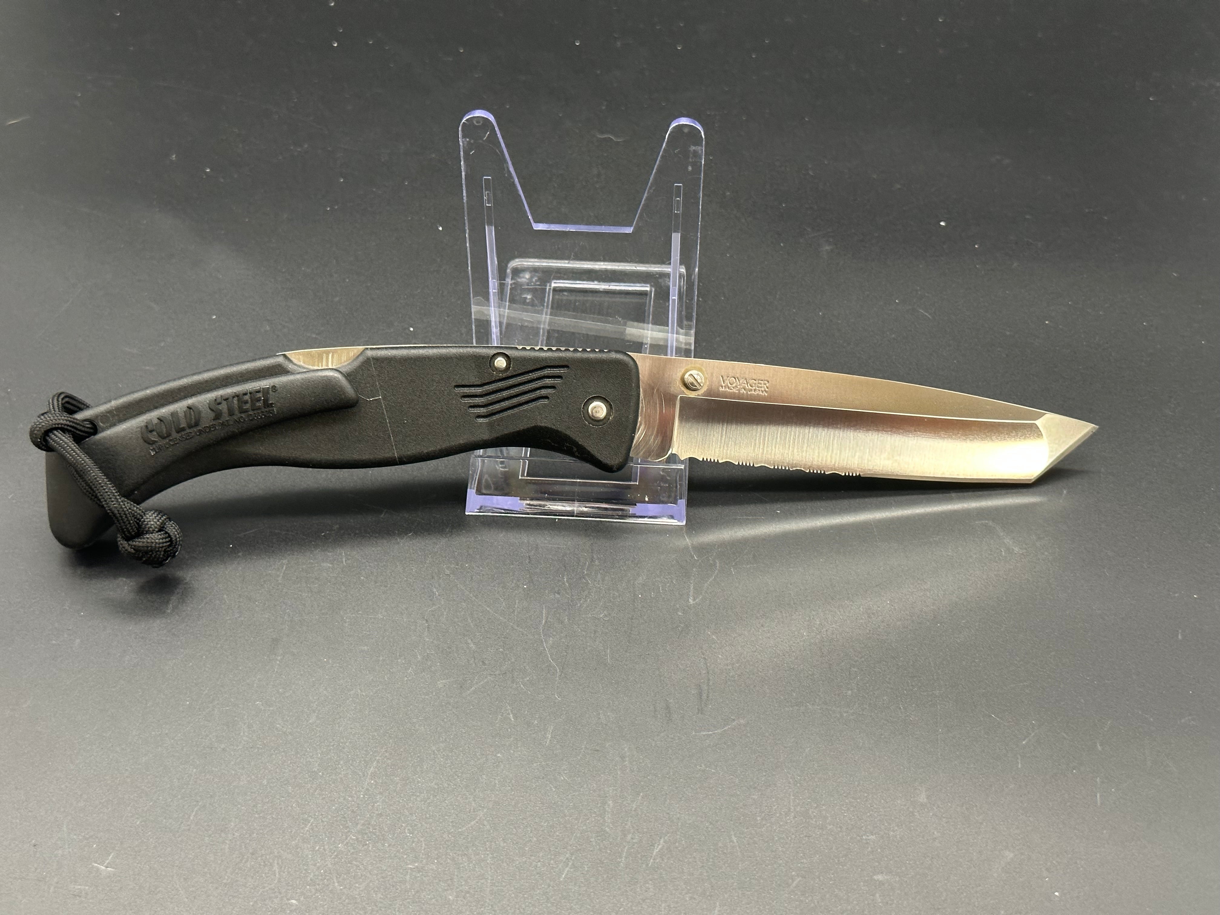 Cold Steel Voyager XL Tanto Gen 1 Folding Knife - Premium Tactical EDC Knife for Outdoor, Camping, Survival & Everyday Carry