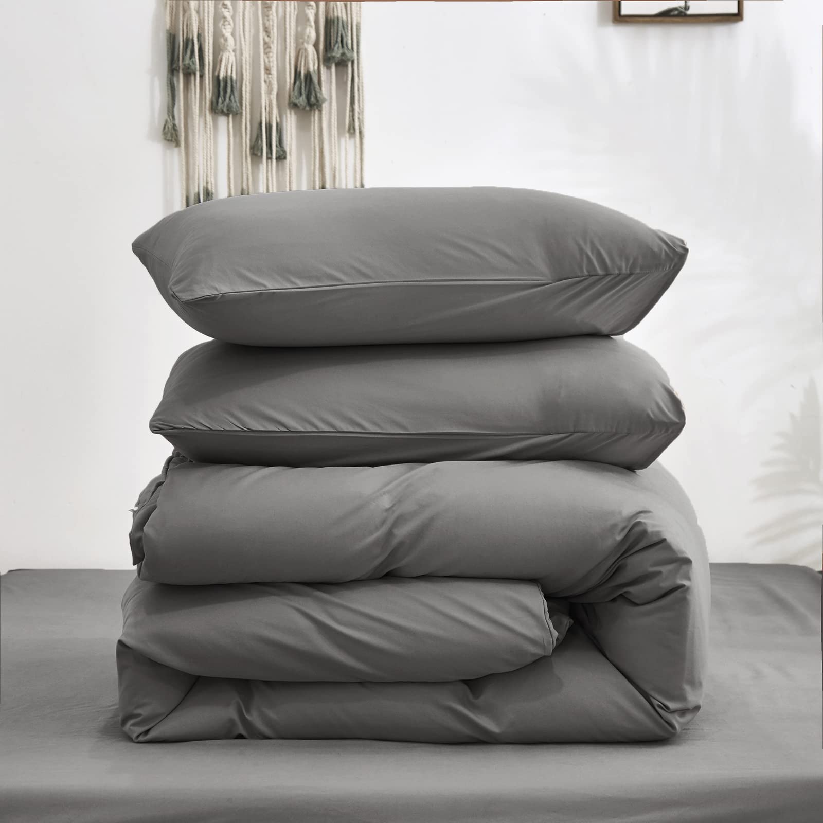 Luxlovery Grey Comforter Set Twin - Dark Grey Minimalist Bedding Set | Soft, Breathable & Durable 3-Piece Quilted Blanket | Perfect for Modern Bedrooms, Guest Rooms & Cozy Home Decor