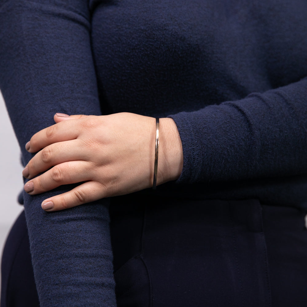 9ct Rose Gold 3mm Half Round 65mm Bangle - Elegant Stackable Bracelet for Women, Perfect for Everyday Wear & Special Occasions