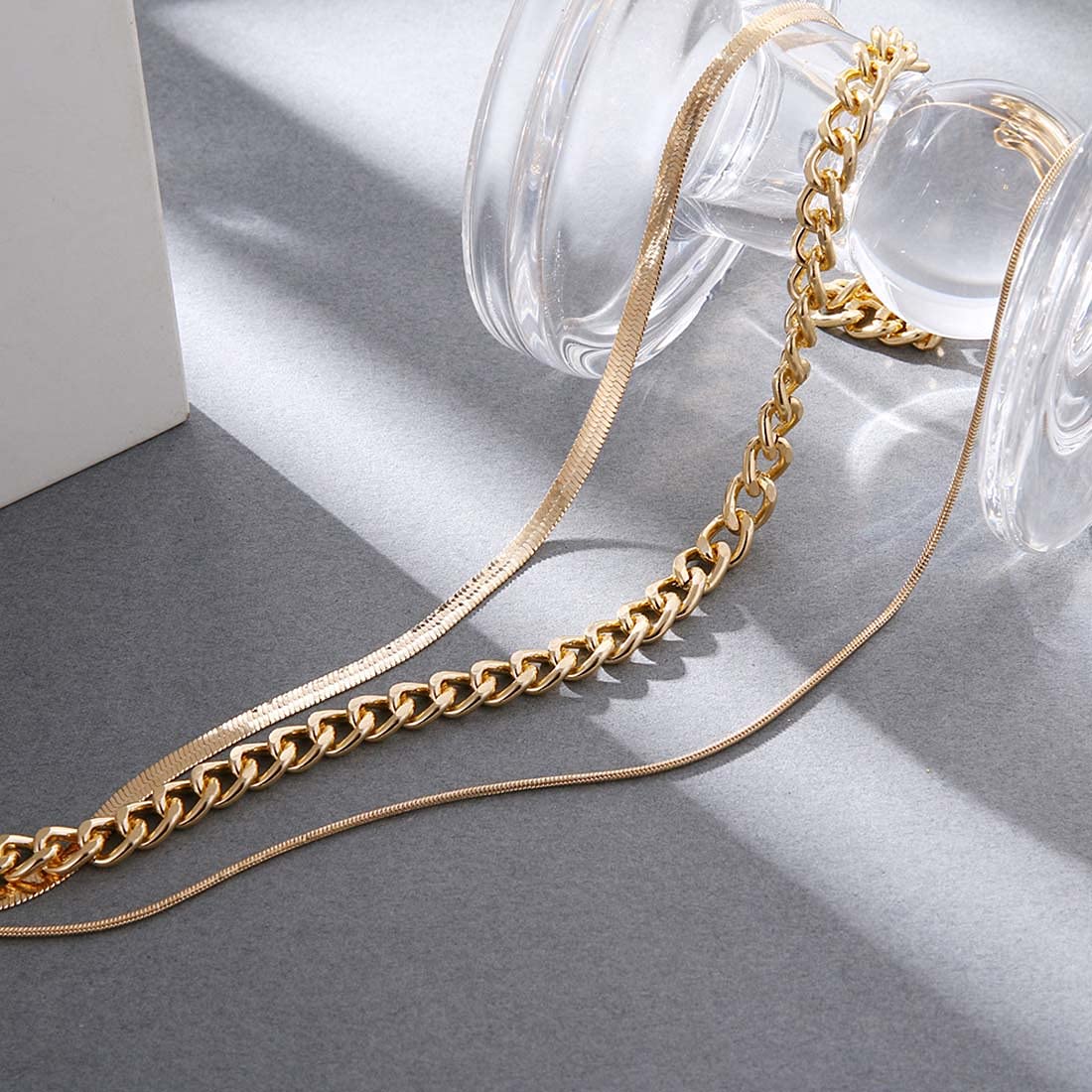 Punk Layered Snake Choker Necklace for Women - Gold Thick Chunky Twist Circle Chain Jewelry, Adjustable Gothic Necklace for Party, Halloween, Cosplay & Everyday Wear