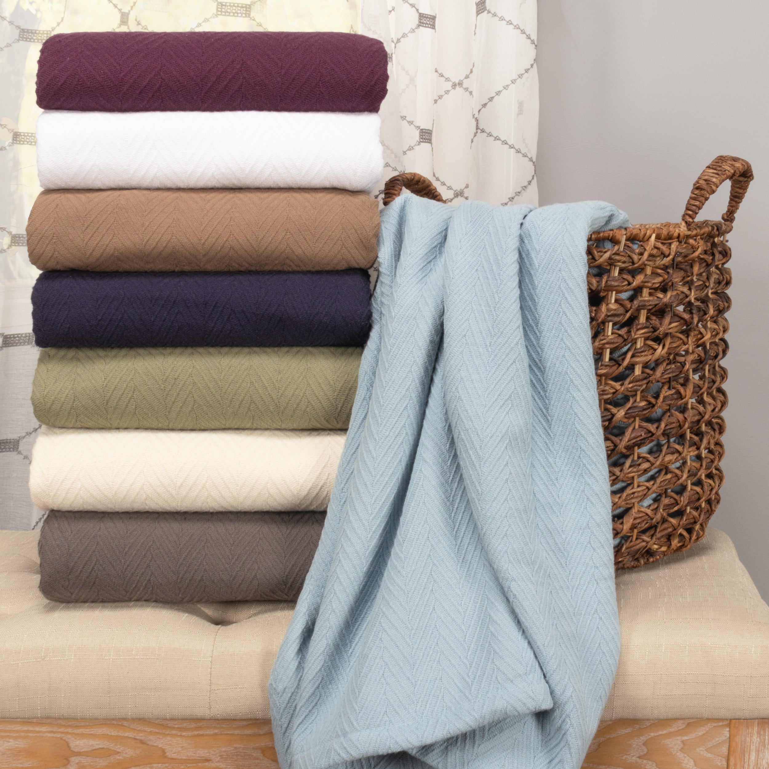 Soft All-Season Chevron Cotton Bed Blanket & Sofa Throw - Cozy Home Decor for Living Room, Bedroom, and Travel