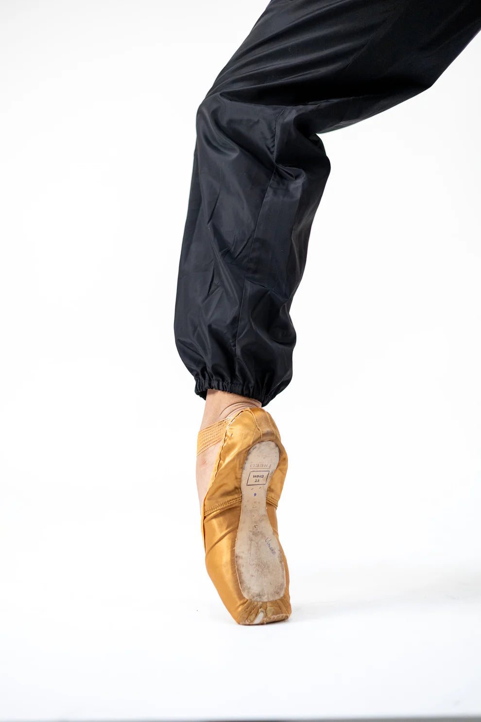 Barre Trash Bag Pants - Waterproof & Stylish Workout Leggings for Yoga, Dance & Gym - Trendy Fitness Apparel for Women