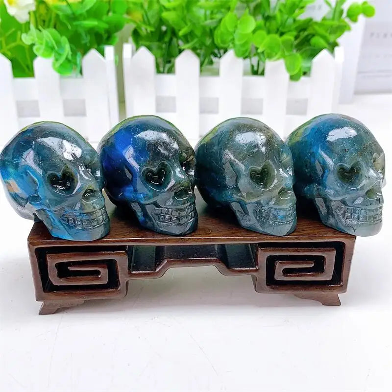 Hand Carved Natural Labradorite Crystal Skull Statue - Reiki Healing Stone, Heart & Eye Design - Perfect for Halloween Decor, Meditation & Spiritual Gifts (1 Piece)