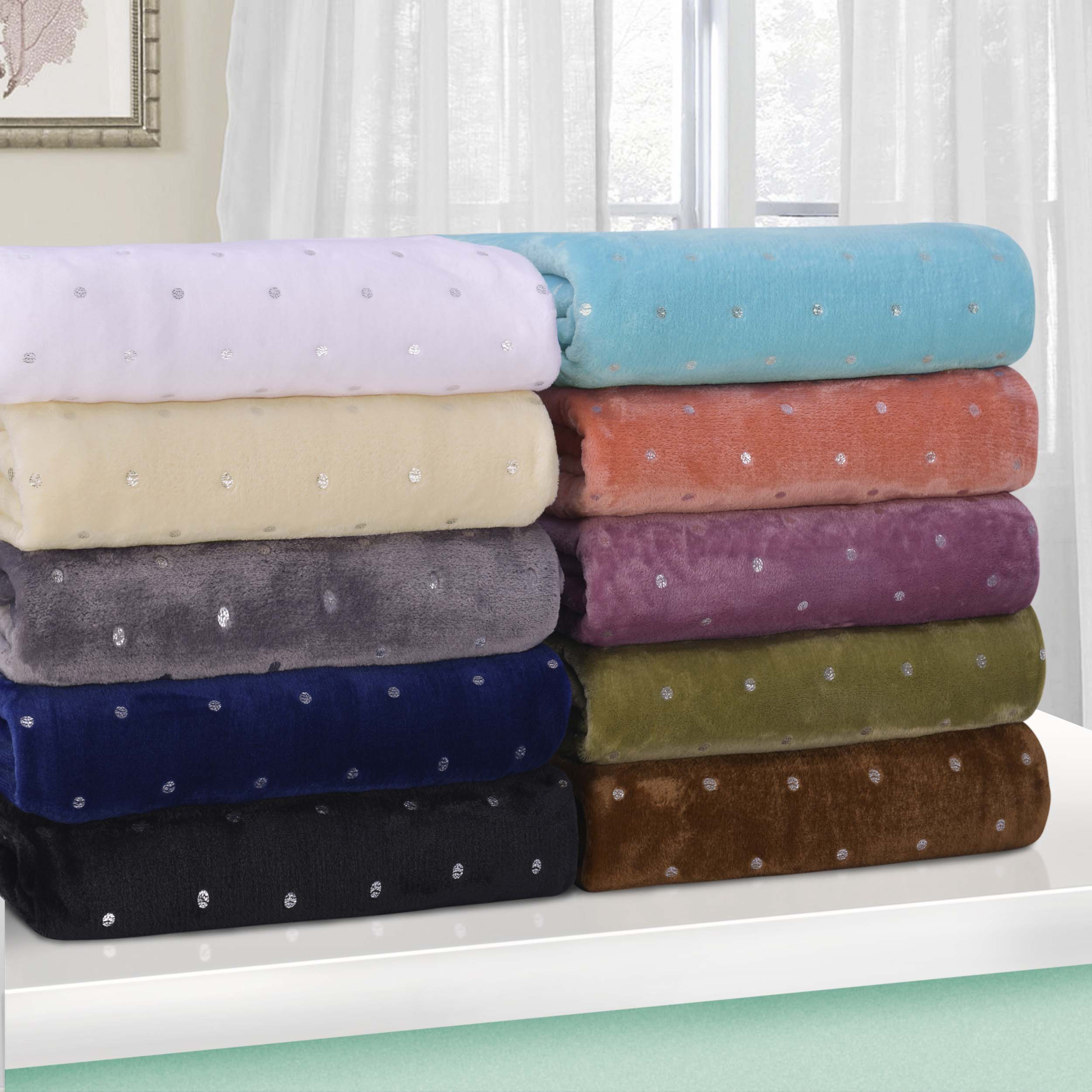 Soft Fleece Plush Blanket - Medium Weight Fluffy Cozy Throw for Couch, Bed & Home Decor - Perfect for Winter, Gifts & Relaxation
