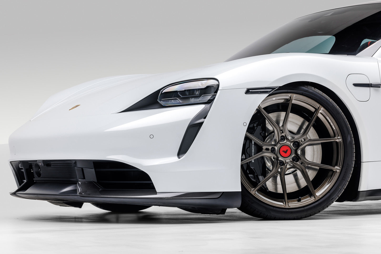 Porsche Taycan 21