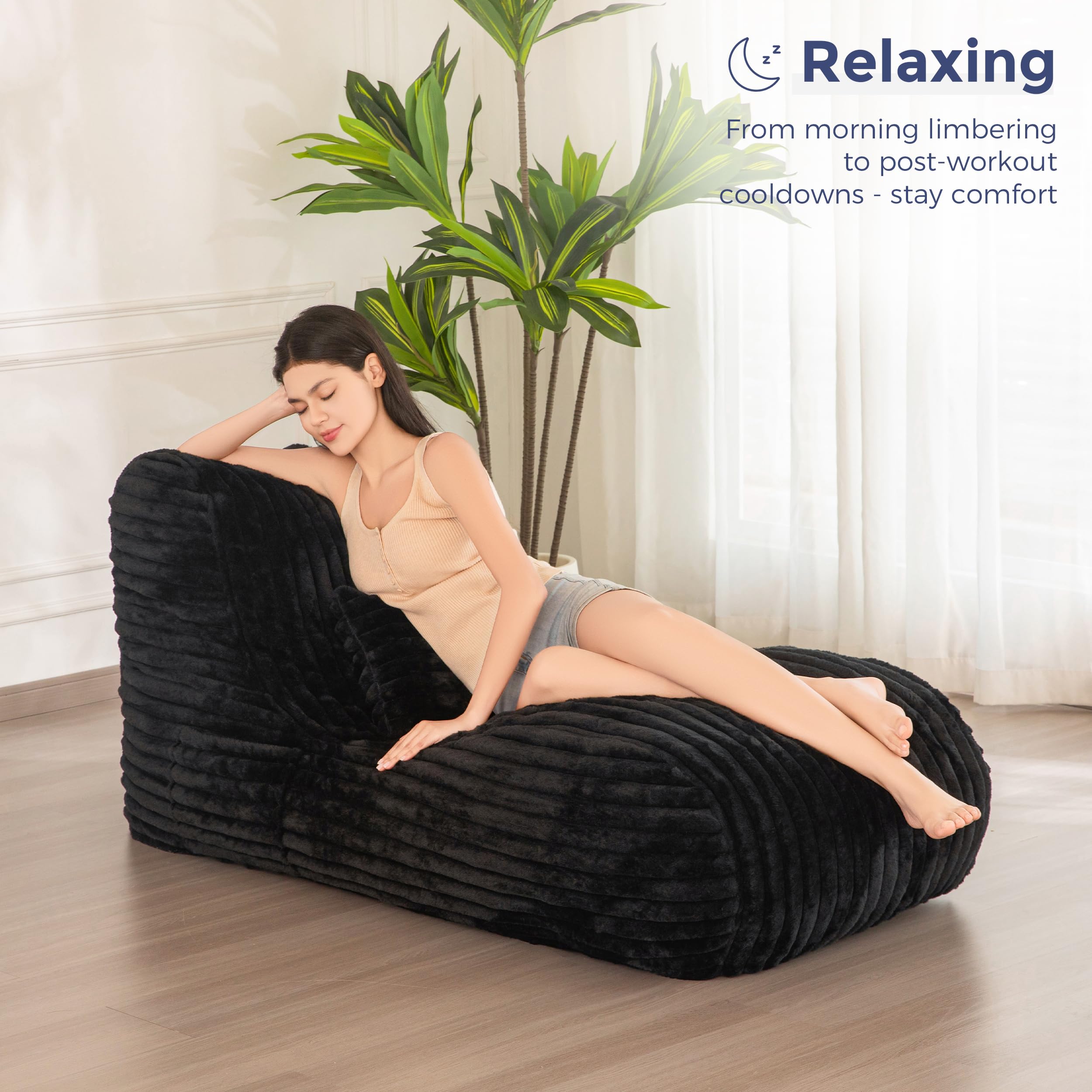 MAXYOYO Ergonomic Chaise Lounge Chair with Pillow - Soft Velvet Fabric Floor Sofa for Bedroom & Living Room - Comfortable Fainting Couch for Relaxation, Reading & Lounging - Black