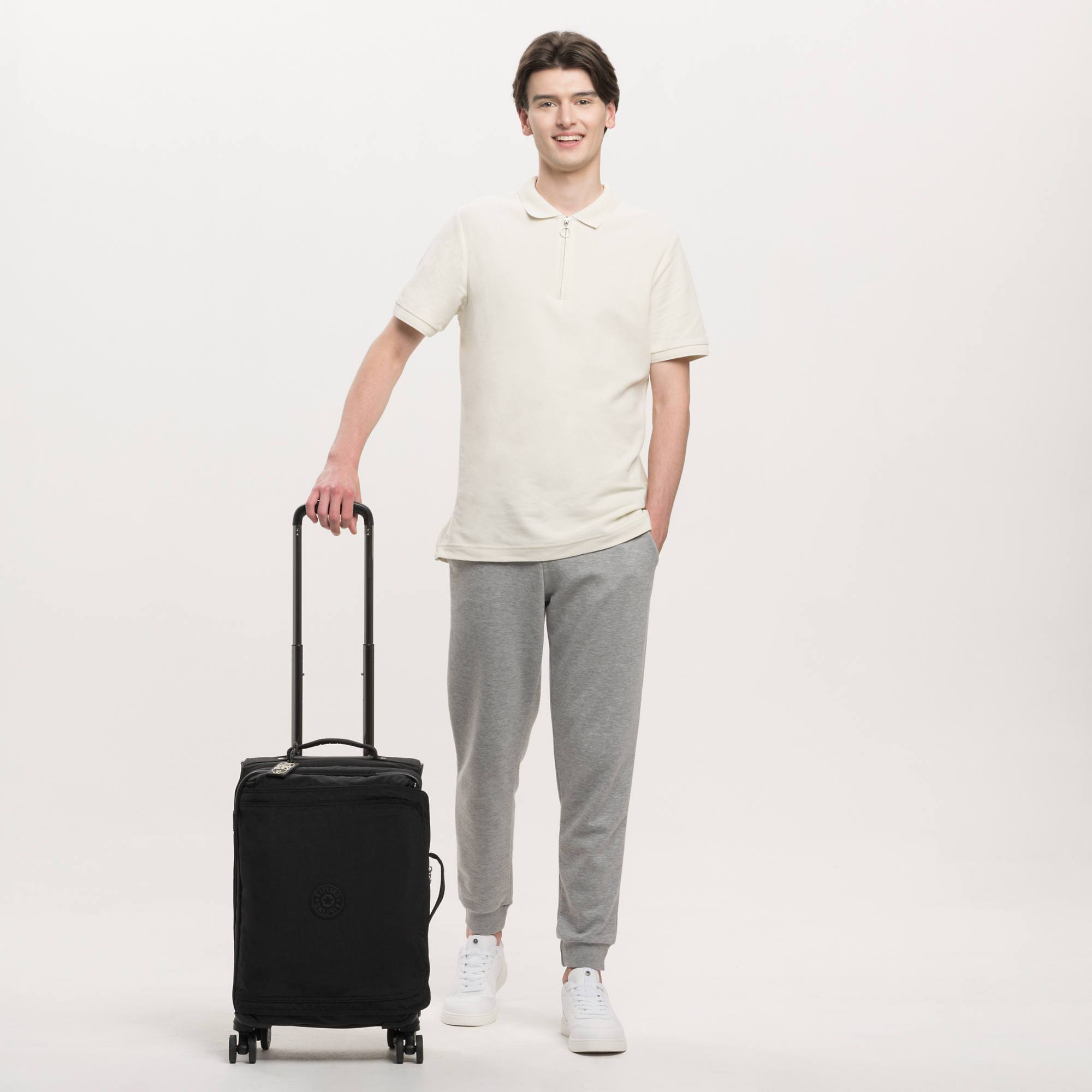 Kipling Spontaneous Small Rolling Luggage - Black Carry-On Suitcase for Women | Lightweight Travel Luggage with Spinner Wheels | Perfect for Business Trips & Weekend Getaways