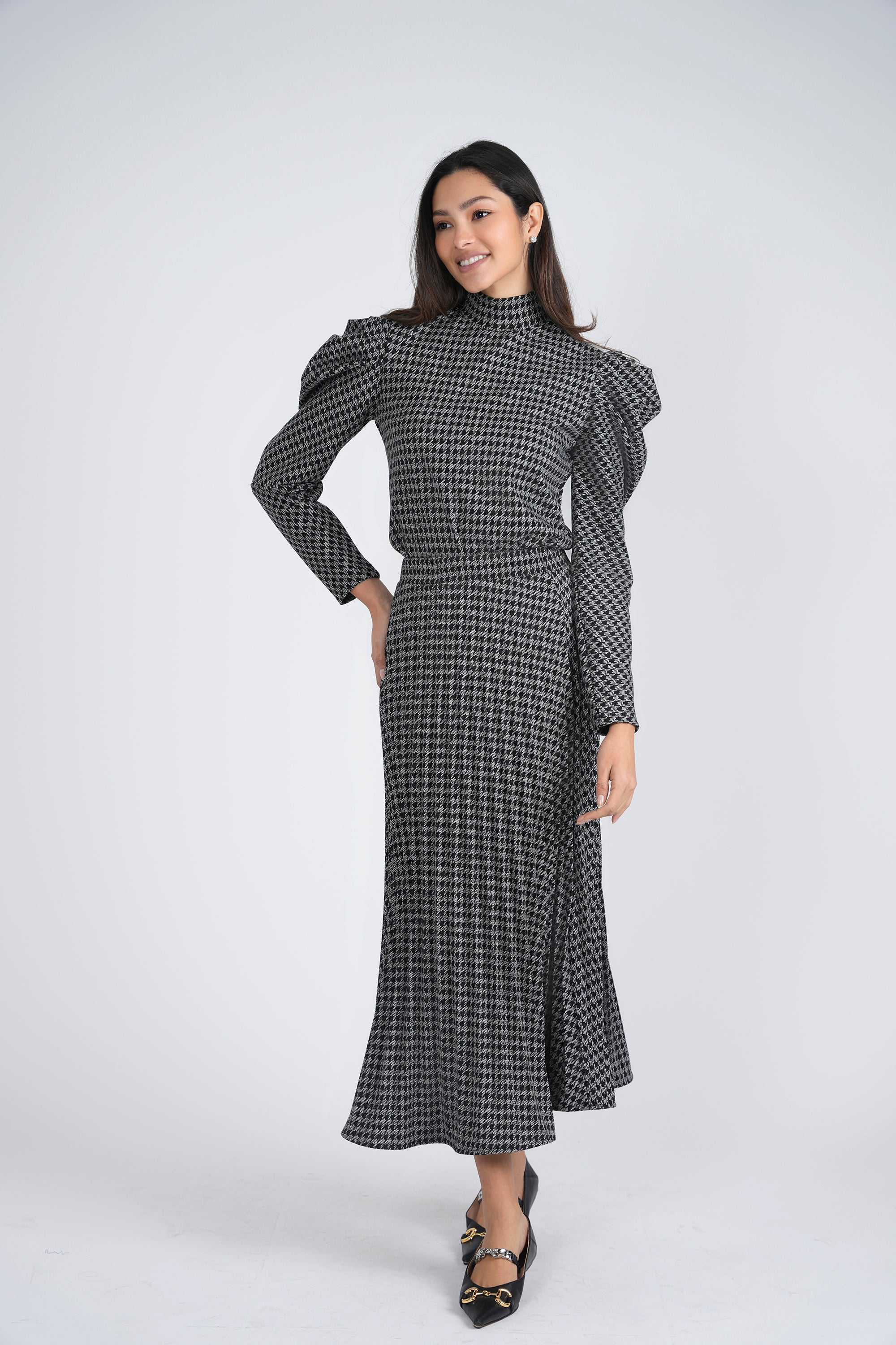 Stylish Knit Houndstooth 2-Piece Set for Women - Cozy Winter Outfit | Perfect for Office, Dating & Holiday Gatherings