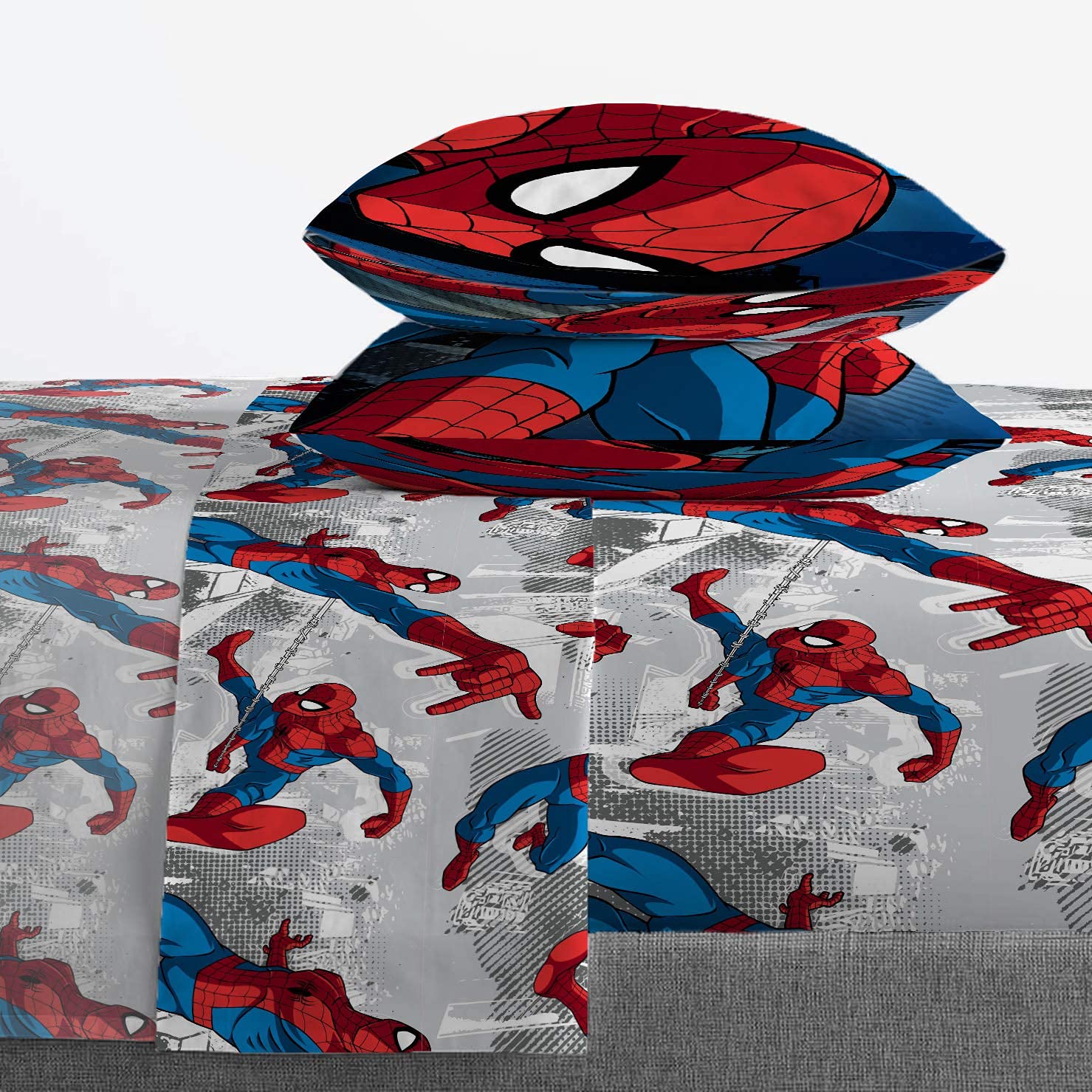 Jay Franco Marvel Spiderman Burst 5-Piece Full Bedding Set - Reversible Comforter & Sheet Set - Ultra Soft Fade-Resistant Microfiber - Official Marvel Licensed Product for Kids & Teens Bedroom Decor