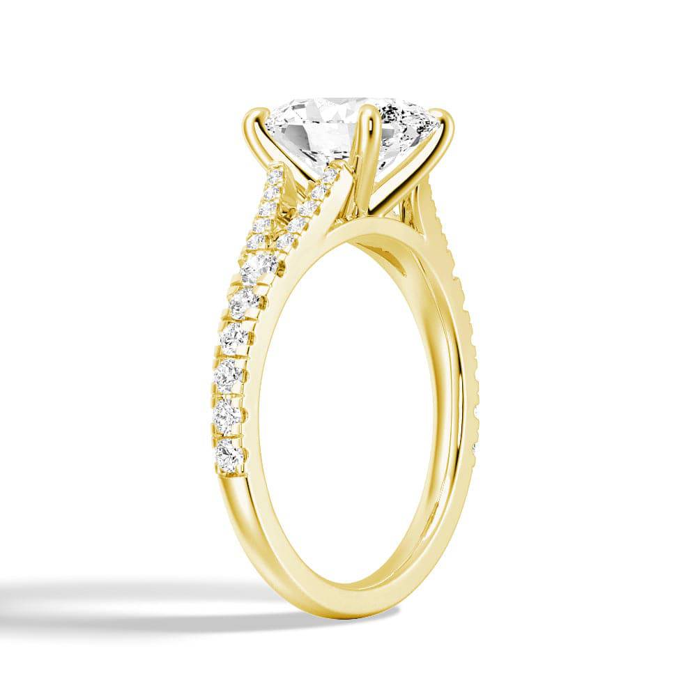 Oval Cut Split Shank Moissanite Engagement Ring for Women - 1.5 Carat Lab-Created Diamond Alternative Wedding Band - Perfect for Proposals, Anniversaries & Bridal Jewelry