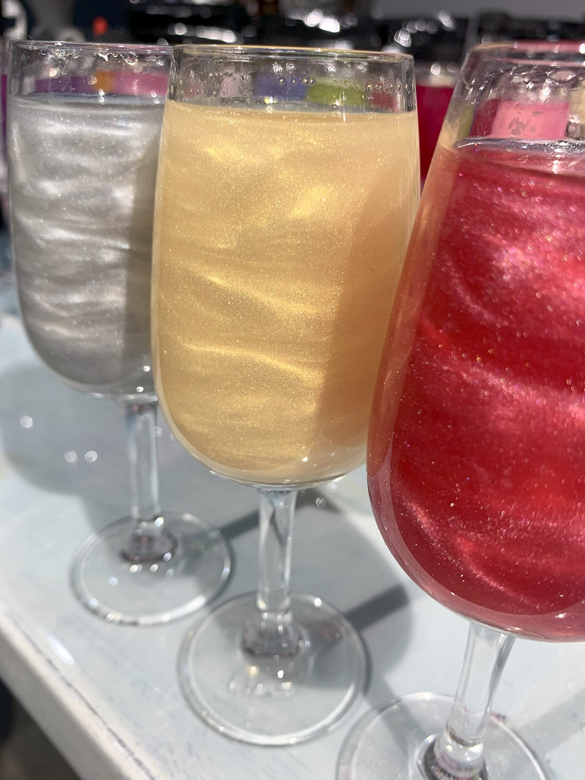 Snowy River Edible Gold Cocktail Glitter - 100% Natural Beverage Glitter for Cocktails, Margaritas, Wine, Beer & Drinks - Synthetic-Free, Food Safe (28g/1oz, Gold) - Perfect for Party Drinks, Wedding Toasts & Special Occasions