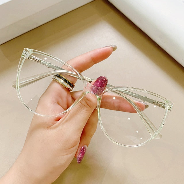Stylish Winni Clear Cat Eye Glasses Frames for Women - Trendy Transparent Eyewear for Fashion & Reading - Perfect for Office, Dating & Daily Wear