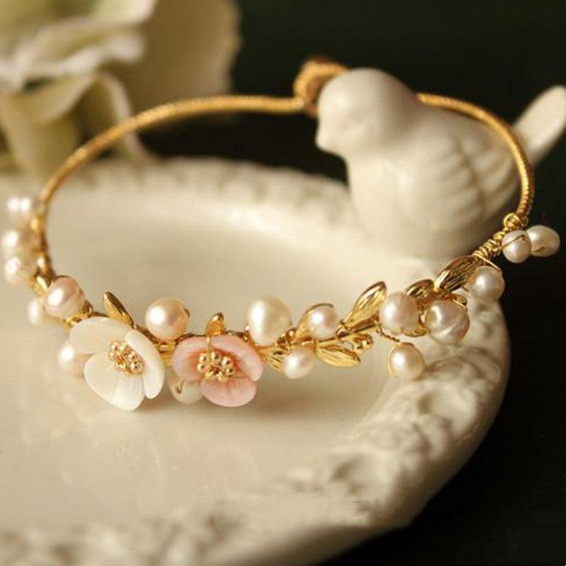 Handmade Natural Shell Carved Bracelet for Women - Boho Beach Jewelry, Perfect for Summer Vacations & Beach Weddings